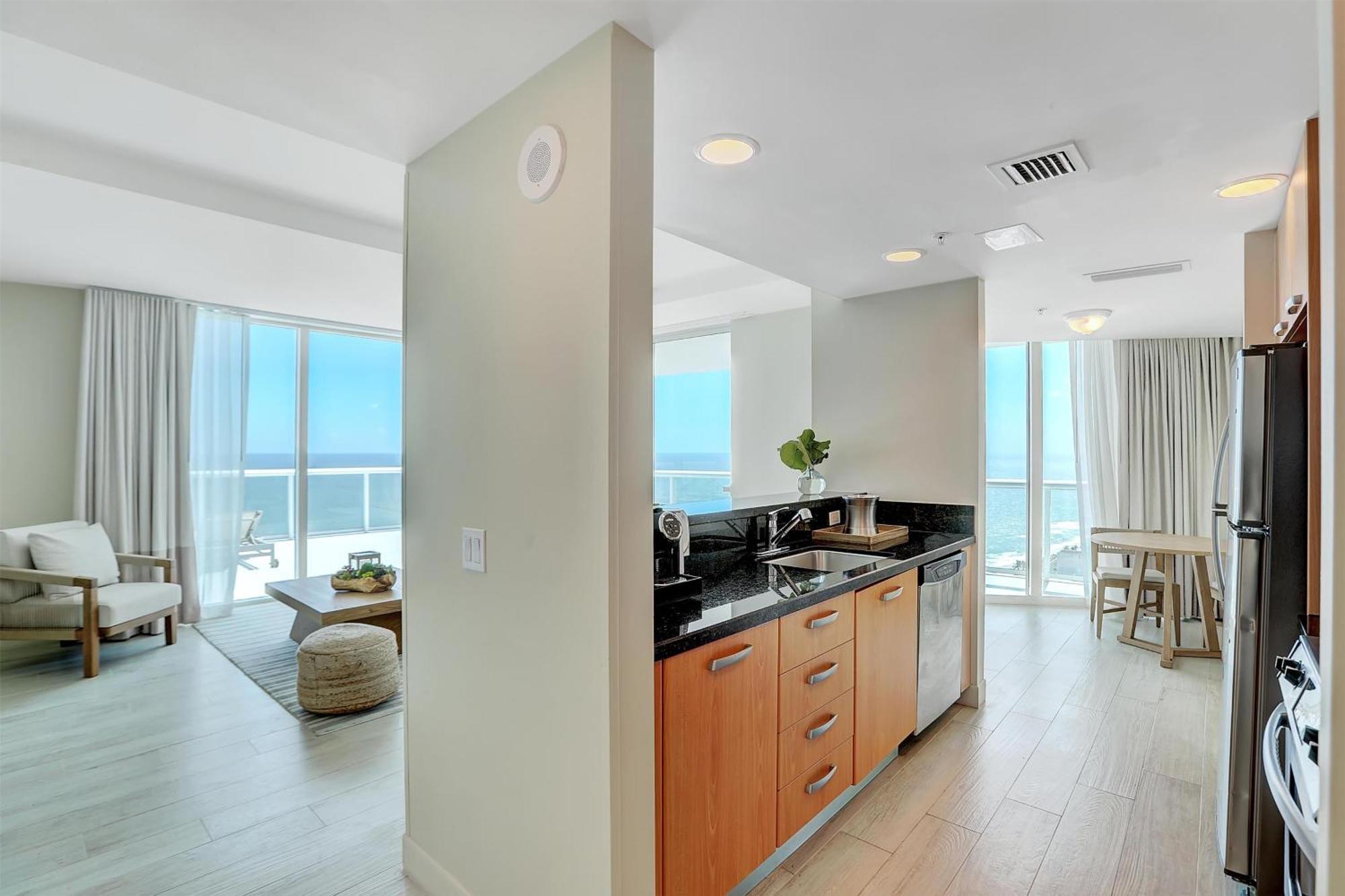 Two-Bedroom Penthouse Suite Oceanfront