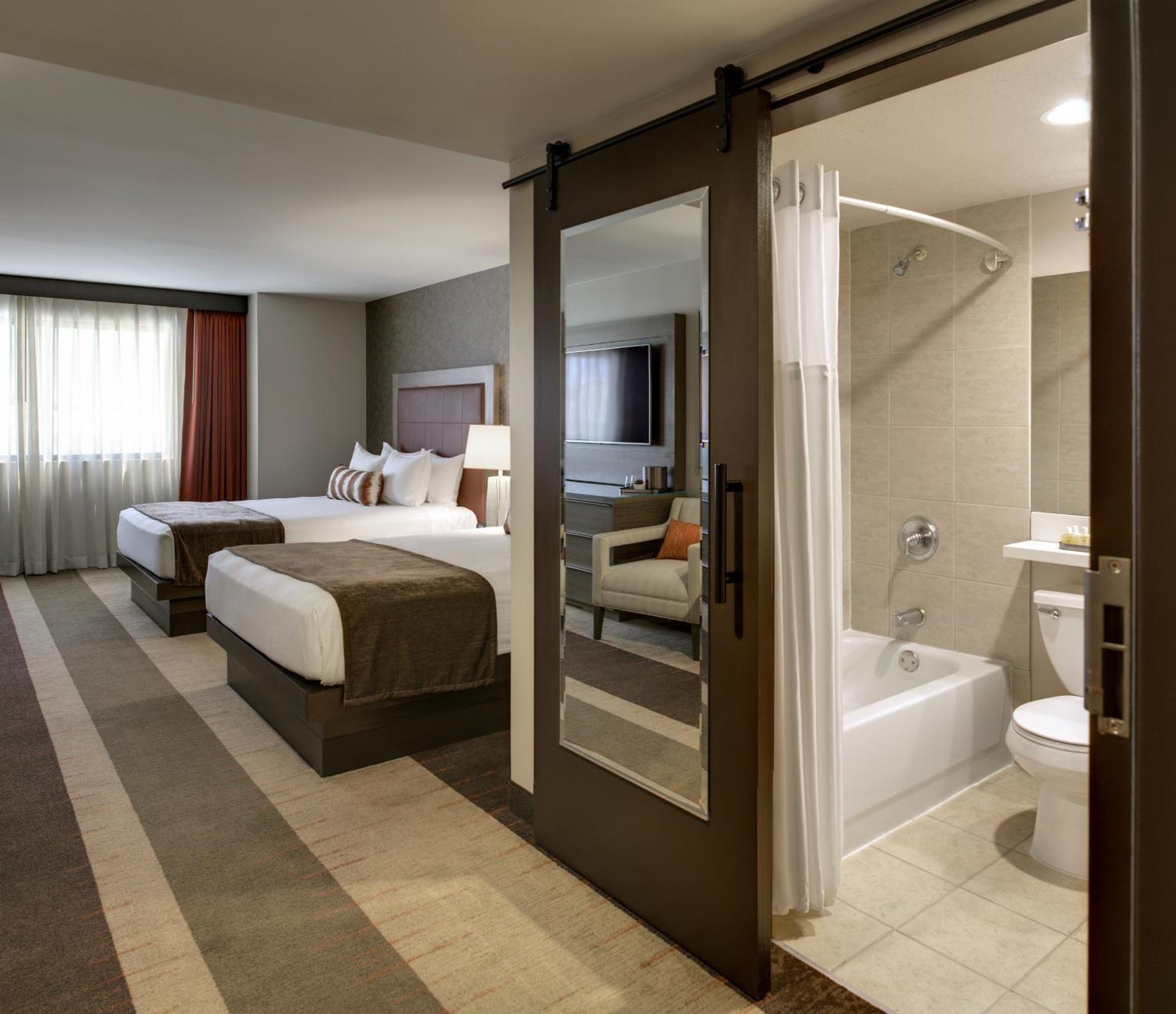 Deluxe Room Bed Type Assigned at Check