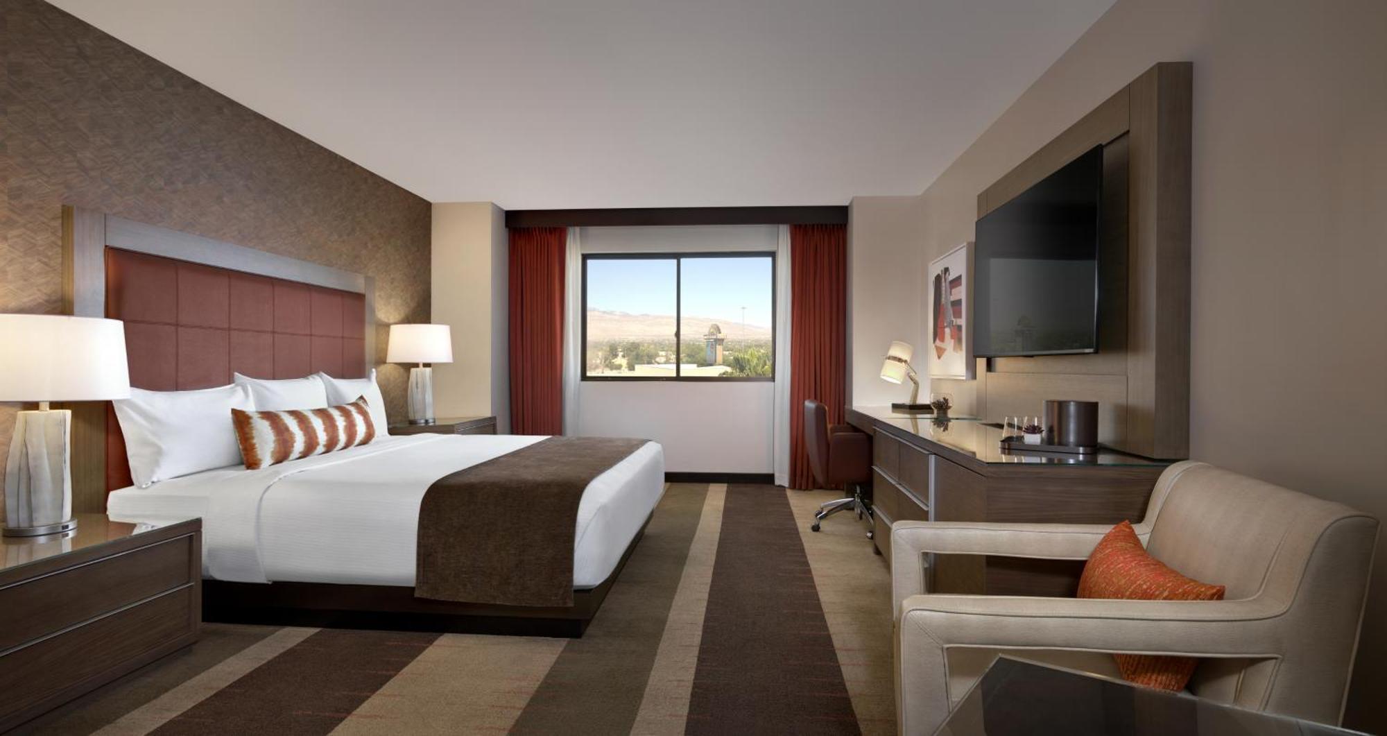 Deluxe Room Bed Type Assigned at Check
