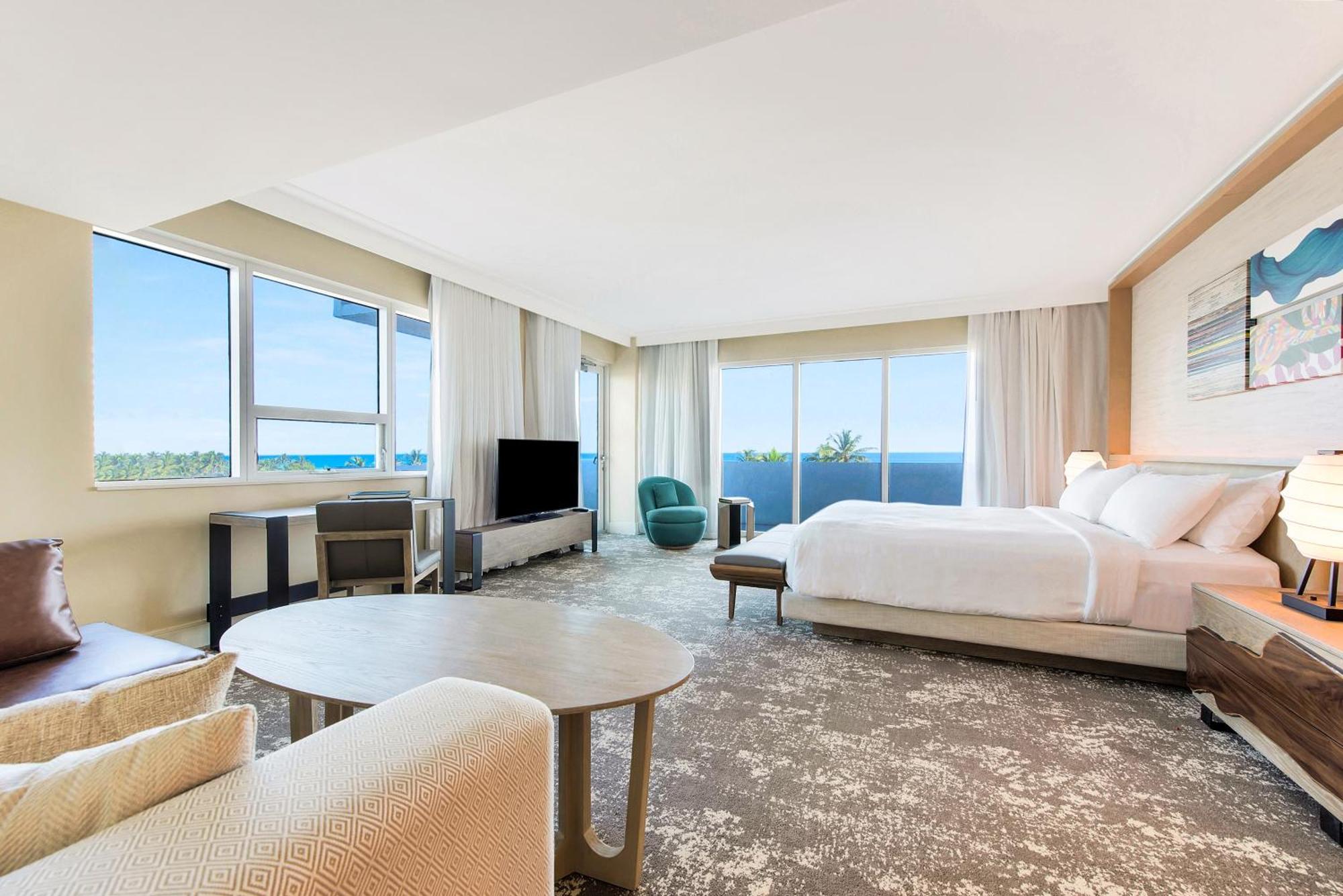 Ocean Front Suite King Balcony