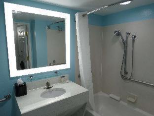 Queen Room Two Queen Beds Disability Access