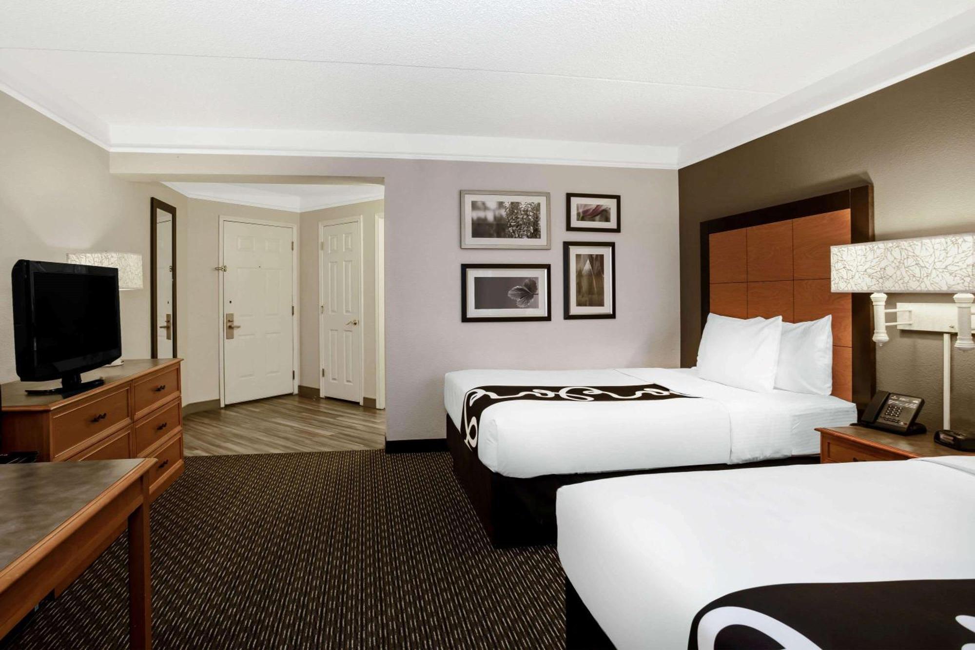 Deluxe Double Room Two Double Beds