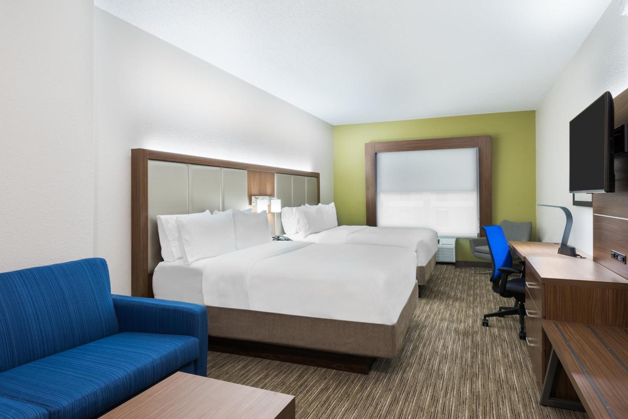 Suite Two Beds Non-Smoking
