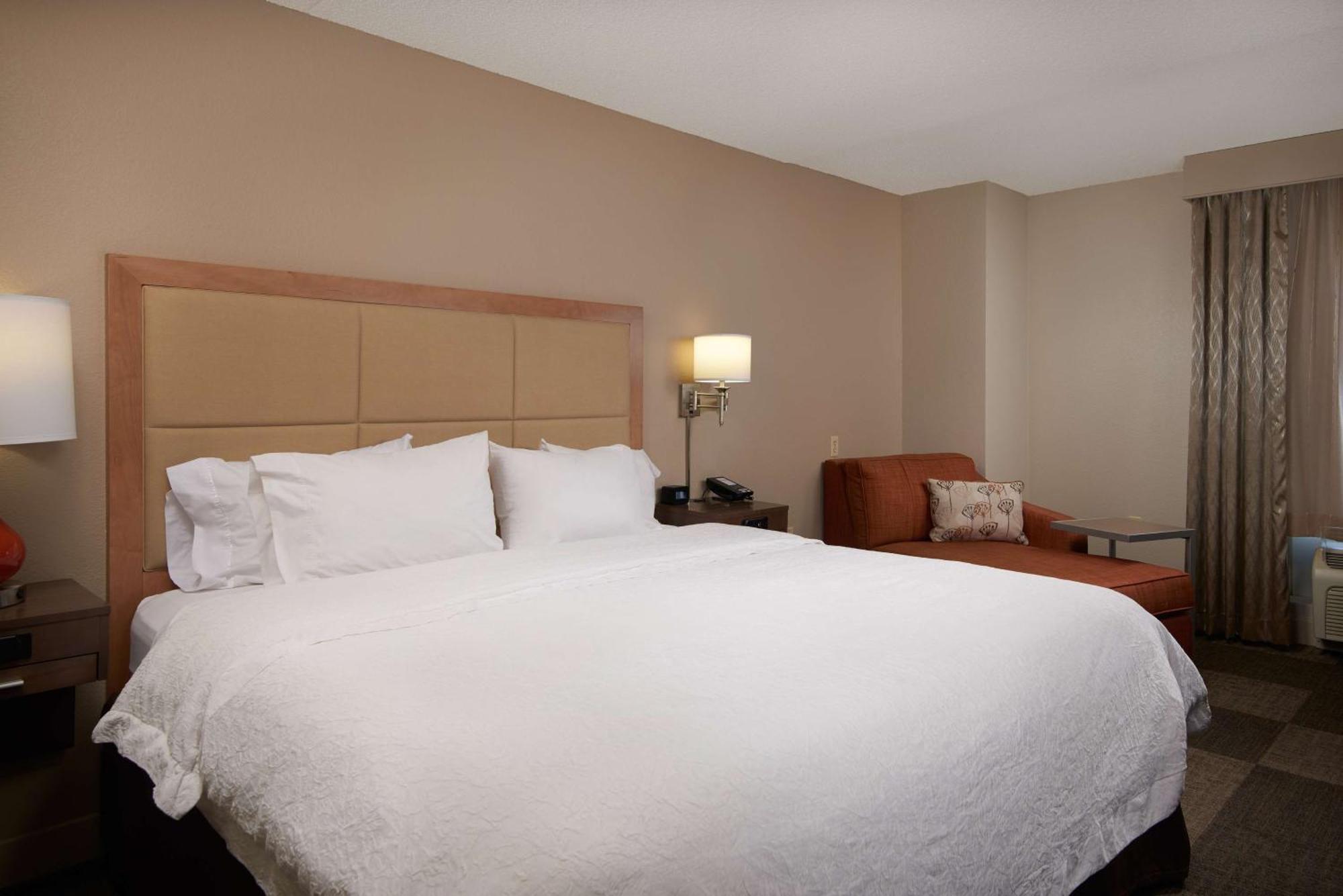 King Room King Bed Non-Smoking