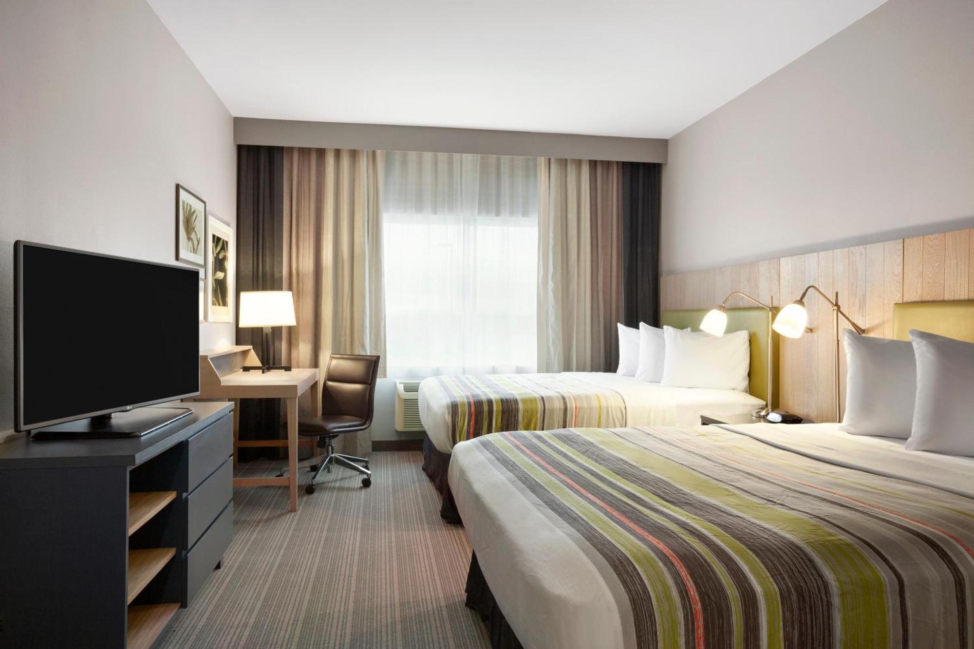 Queen Room Two Queen Beds