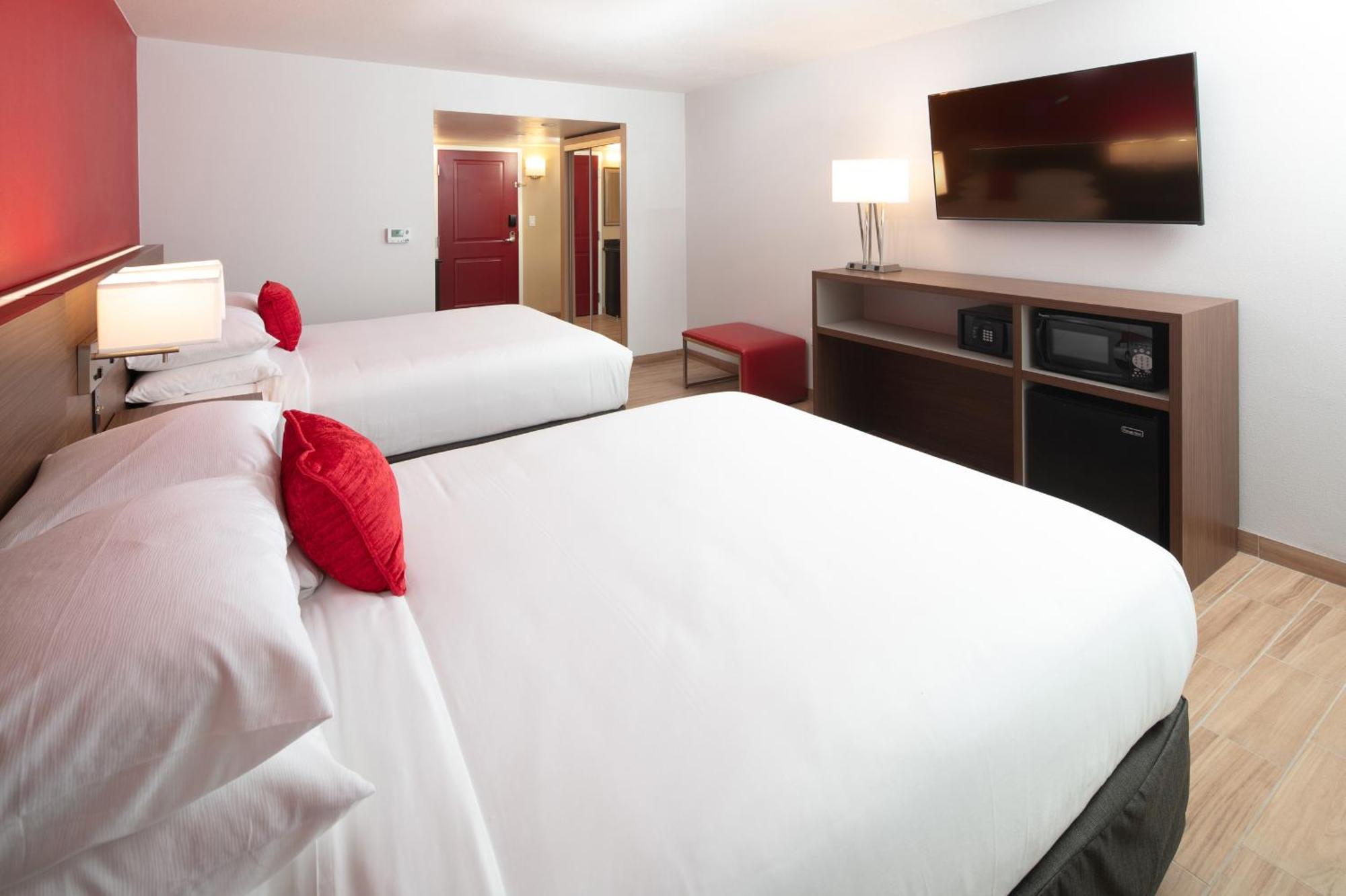Queen Room Two Queen Beds Accessible