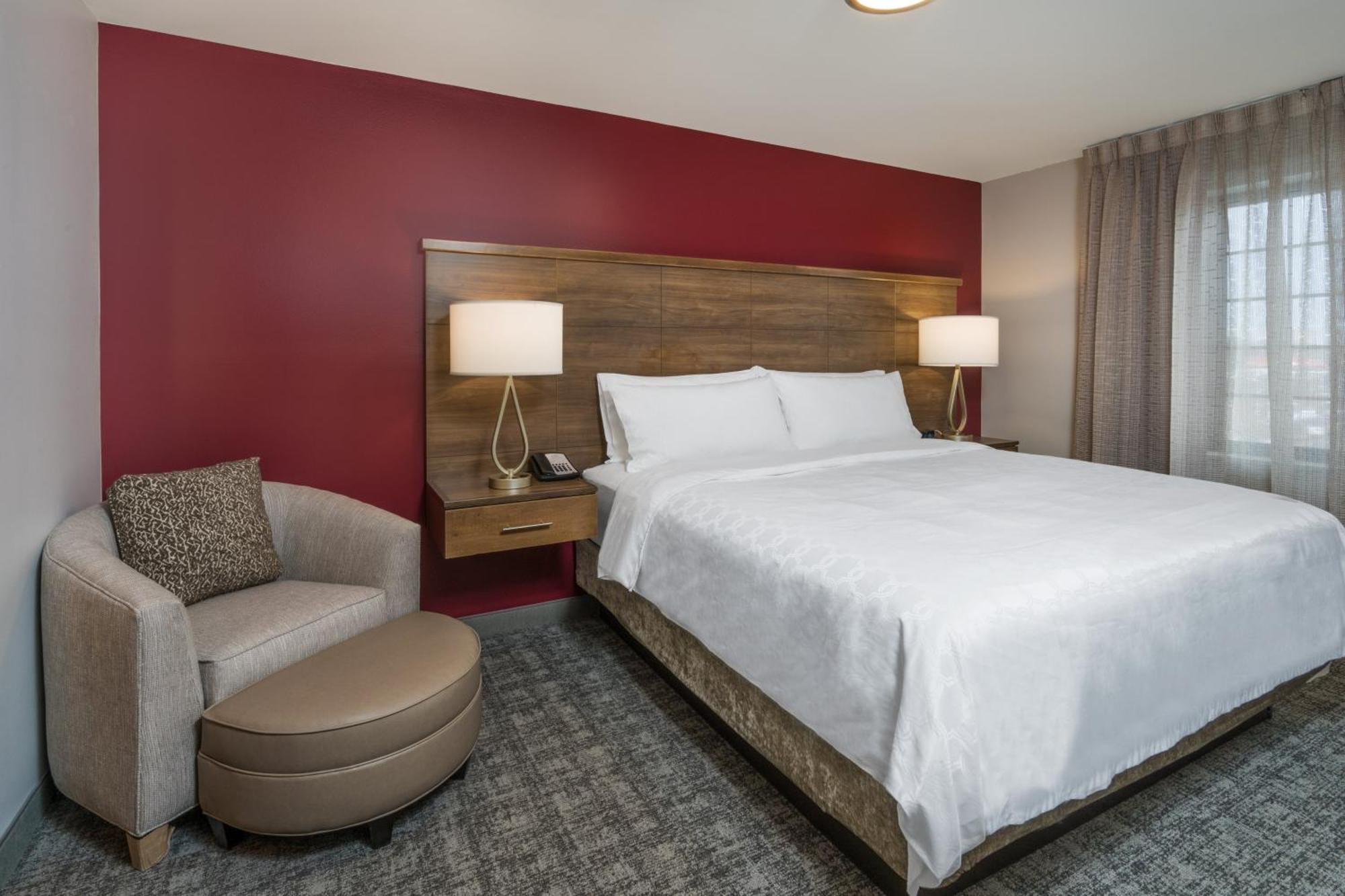 One-Bedroom King Suite Non-Smoking