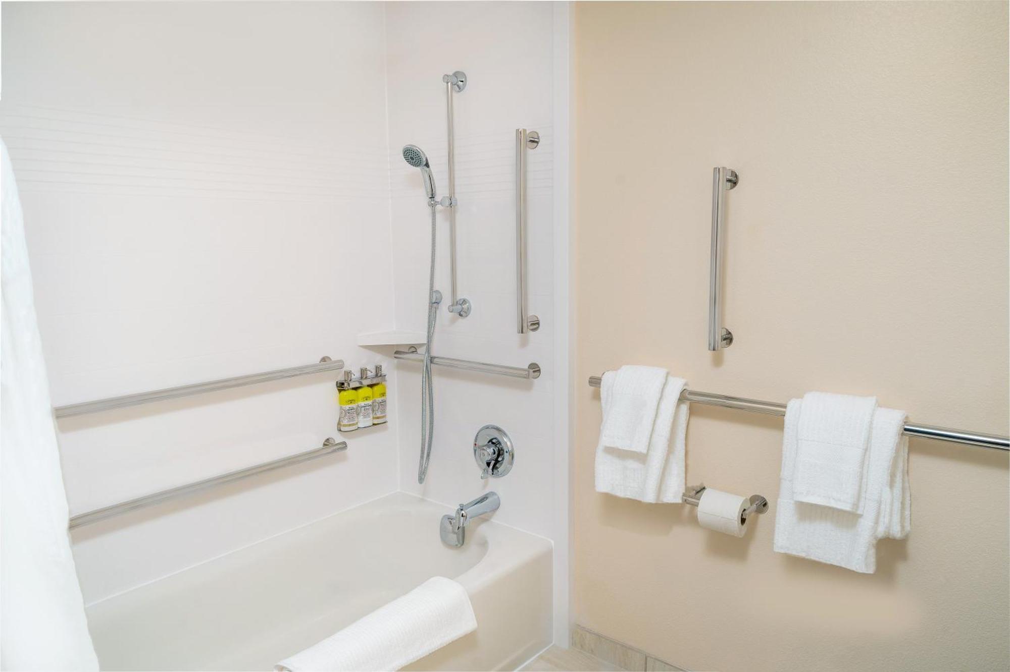 Queen Studio Suite Two Queen Beds Mobility Access Tub or Non-Smoking