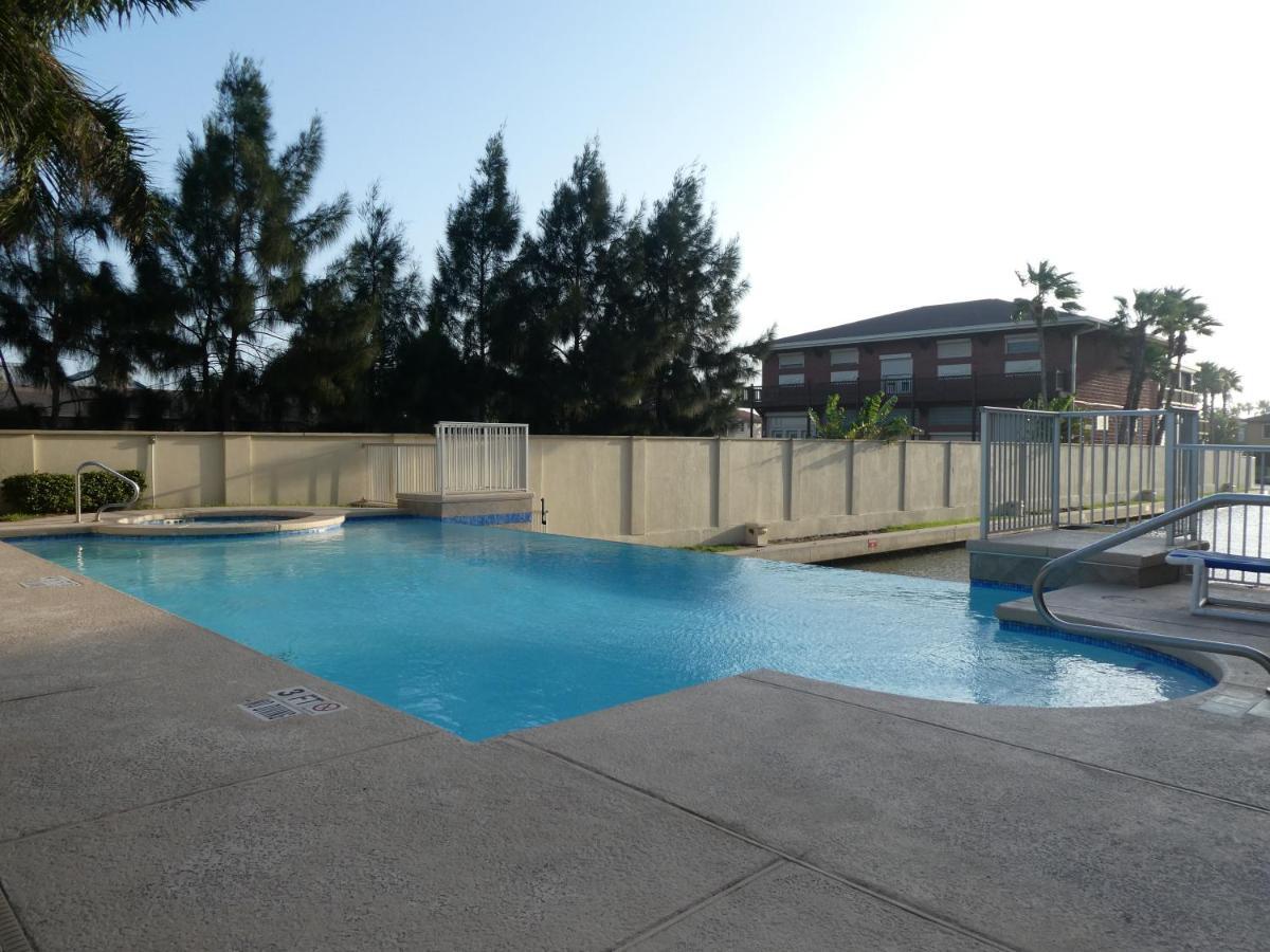 Apartment Pool View