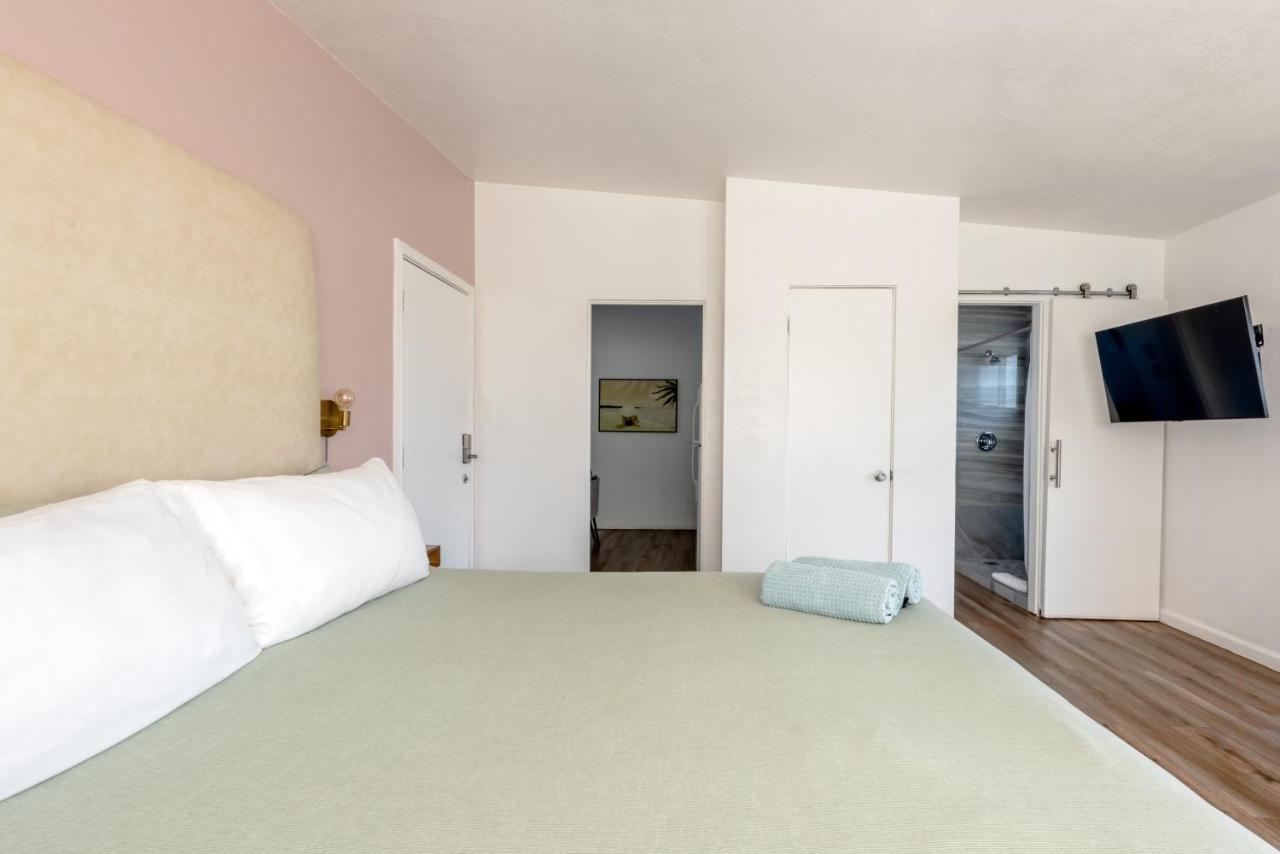 Superior King Suite