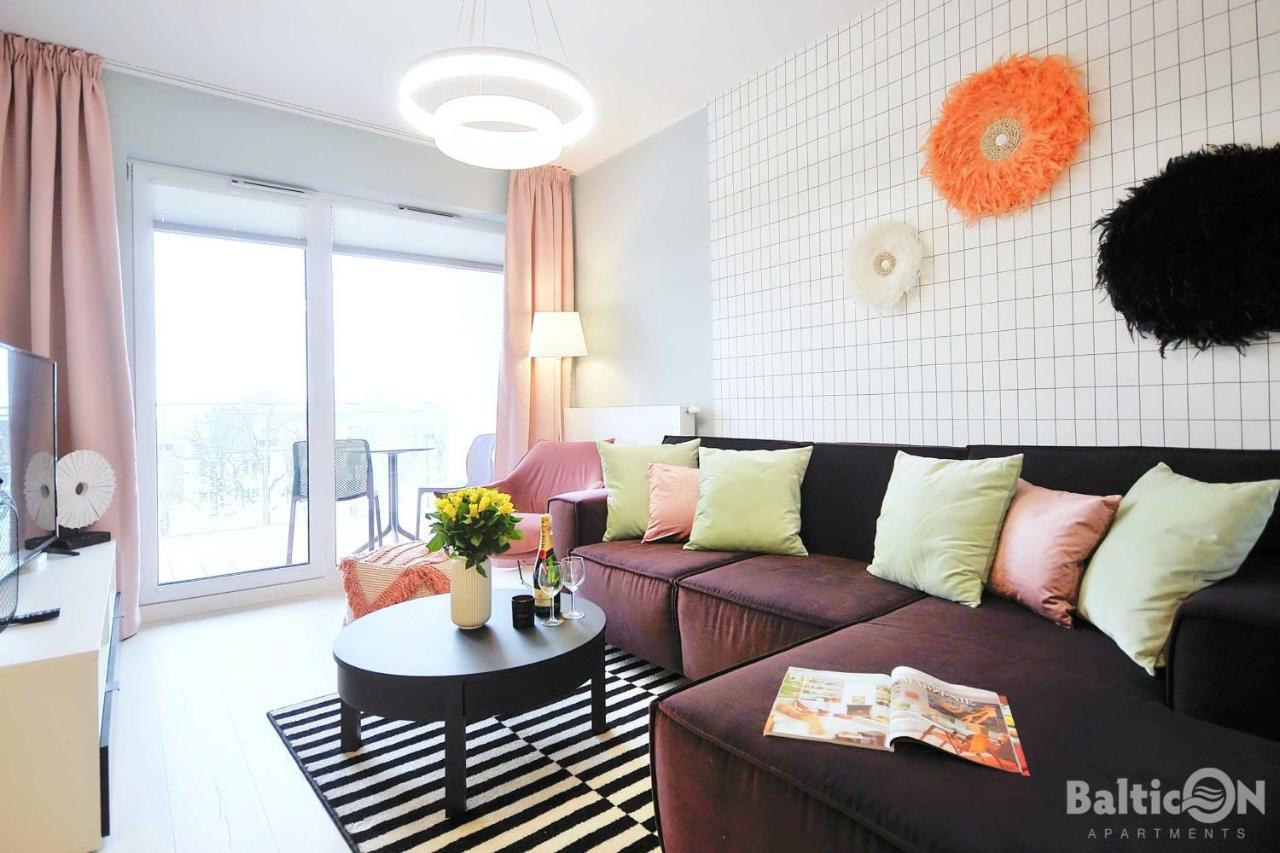 Apartament z widokiem na basen