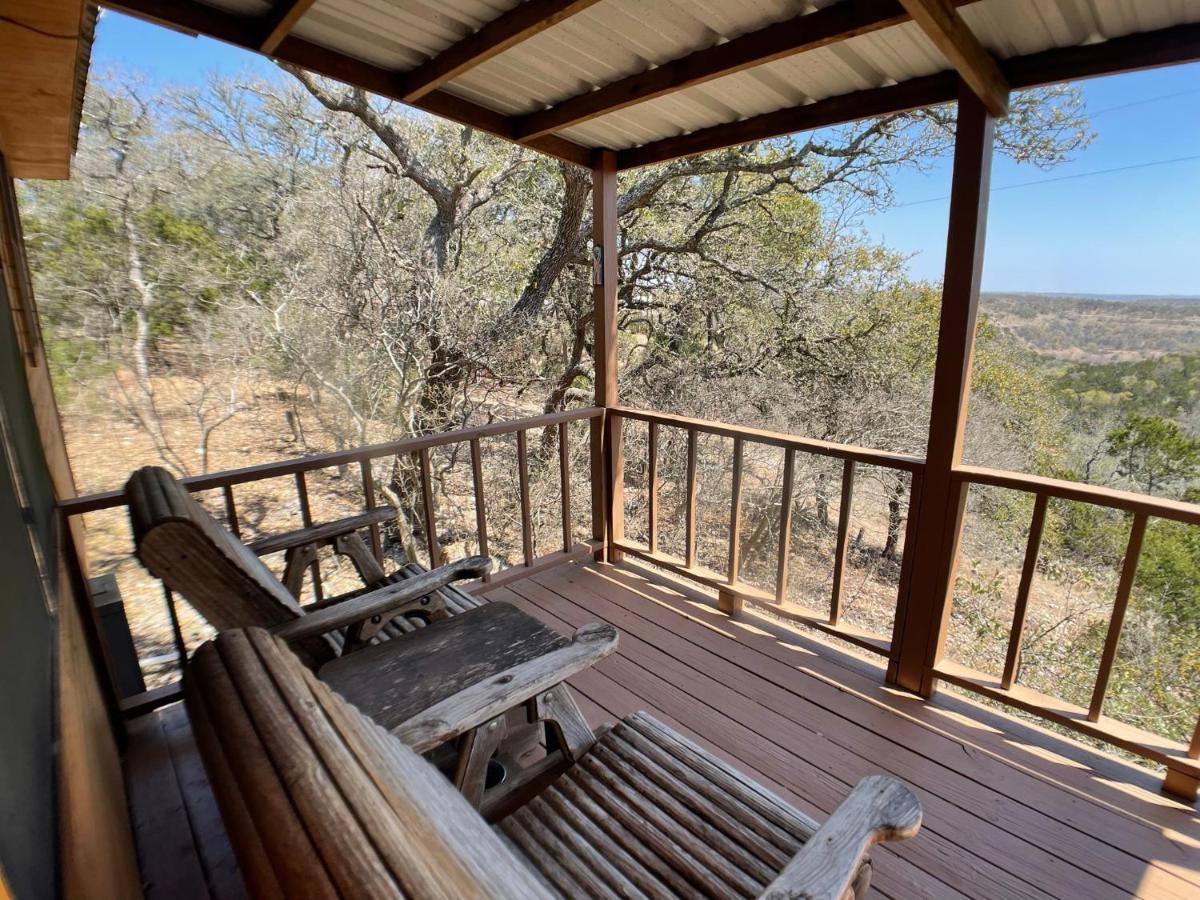 Queen Cabin