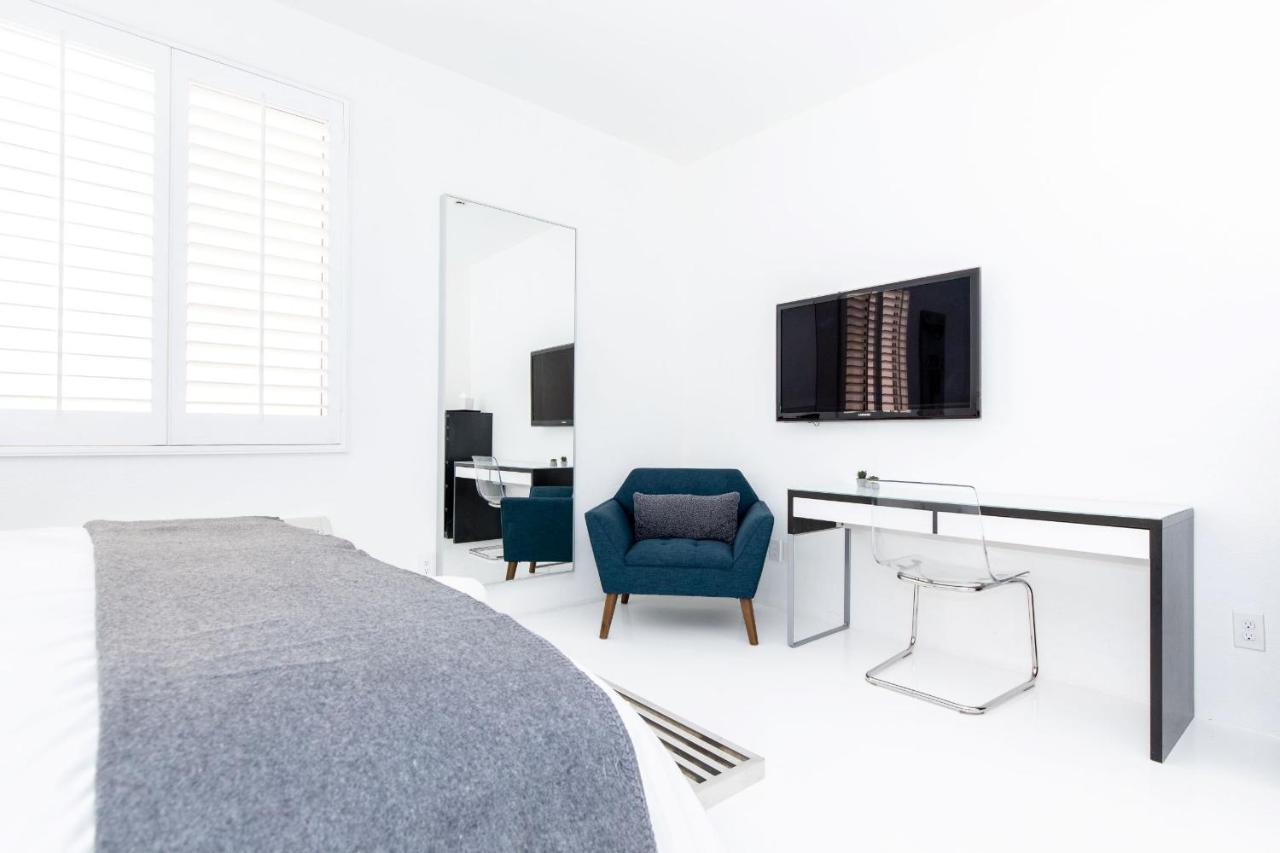 One Bedroom King Suite