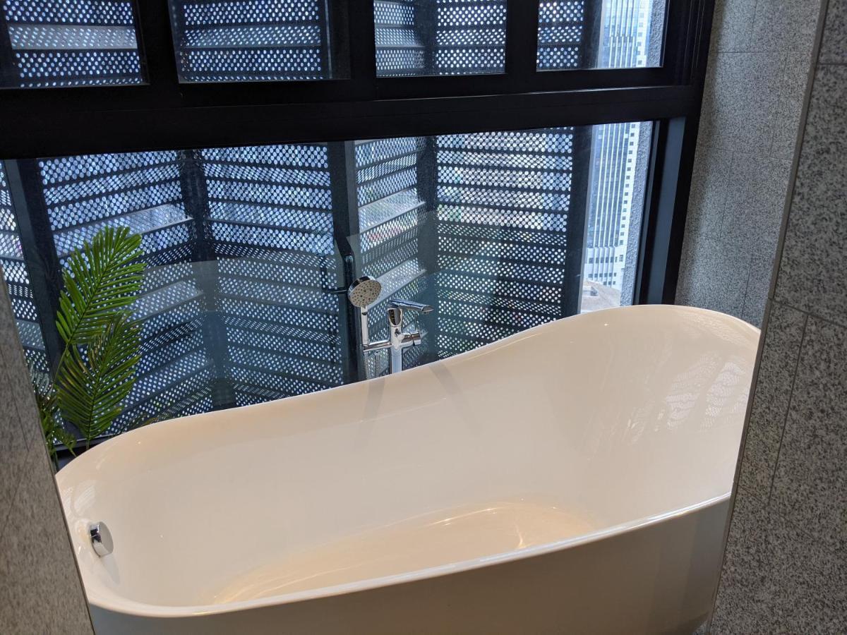 Studio Spa Bath