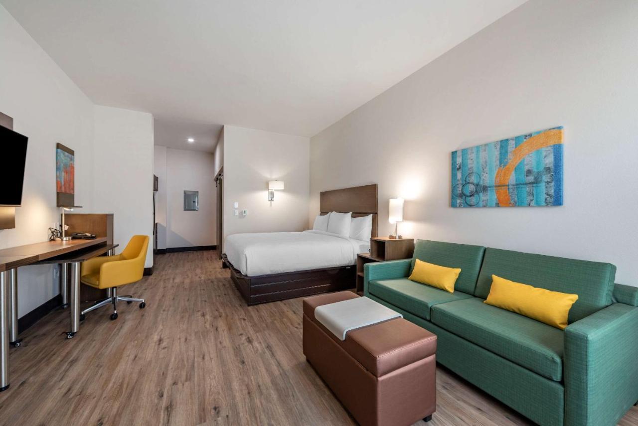 Efficiency One Room Suite Non Smoking