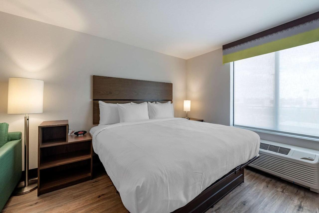 Efficiency One Room Suite Non Smoking