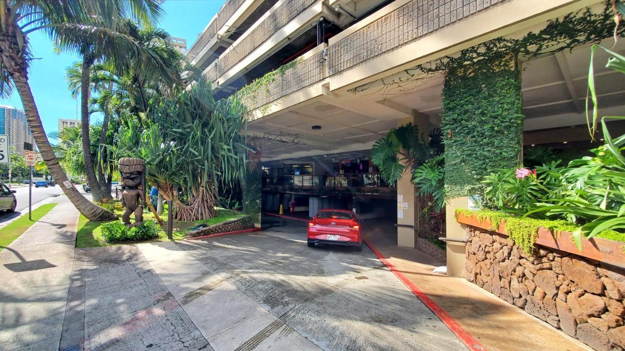 Apartment Pool View