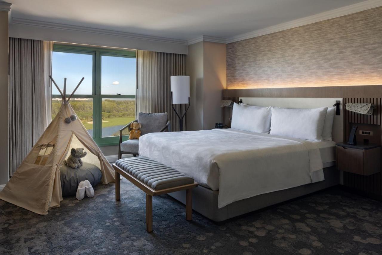 2-Bedroom Family Suite Bedroom 1 1 King Bed Bedroom 2 1 King Bed 2 Twin Bunk Beds Lakefront View Pool View