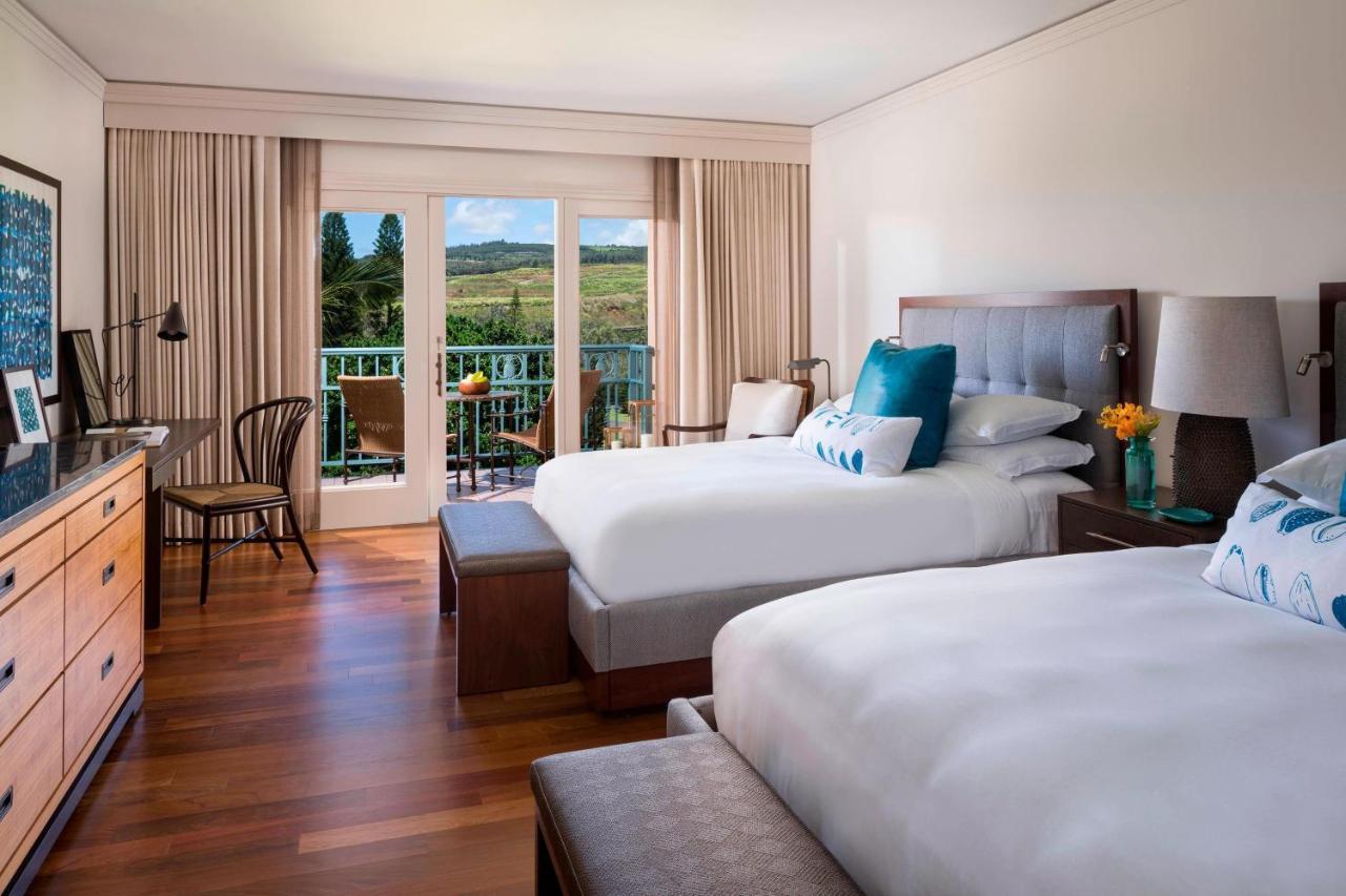 Deluxe Queen Room Two Queen Beds Ocean View