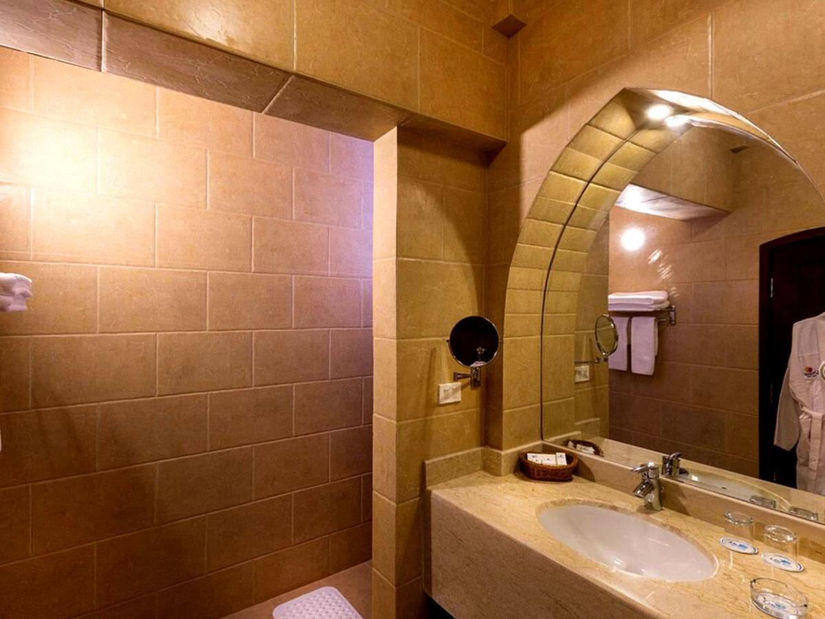 Apartament typu Junior Suite z widokiem na morze