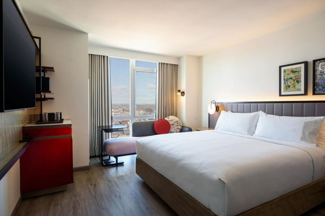 Concierge Level King Room Concierge Lounge Access