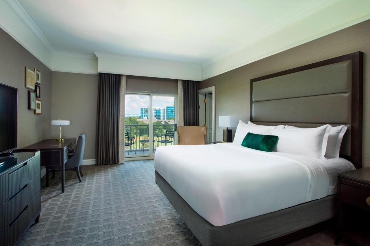 Grand Deluxe King Room Balcony Park View Hearing Accessible