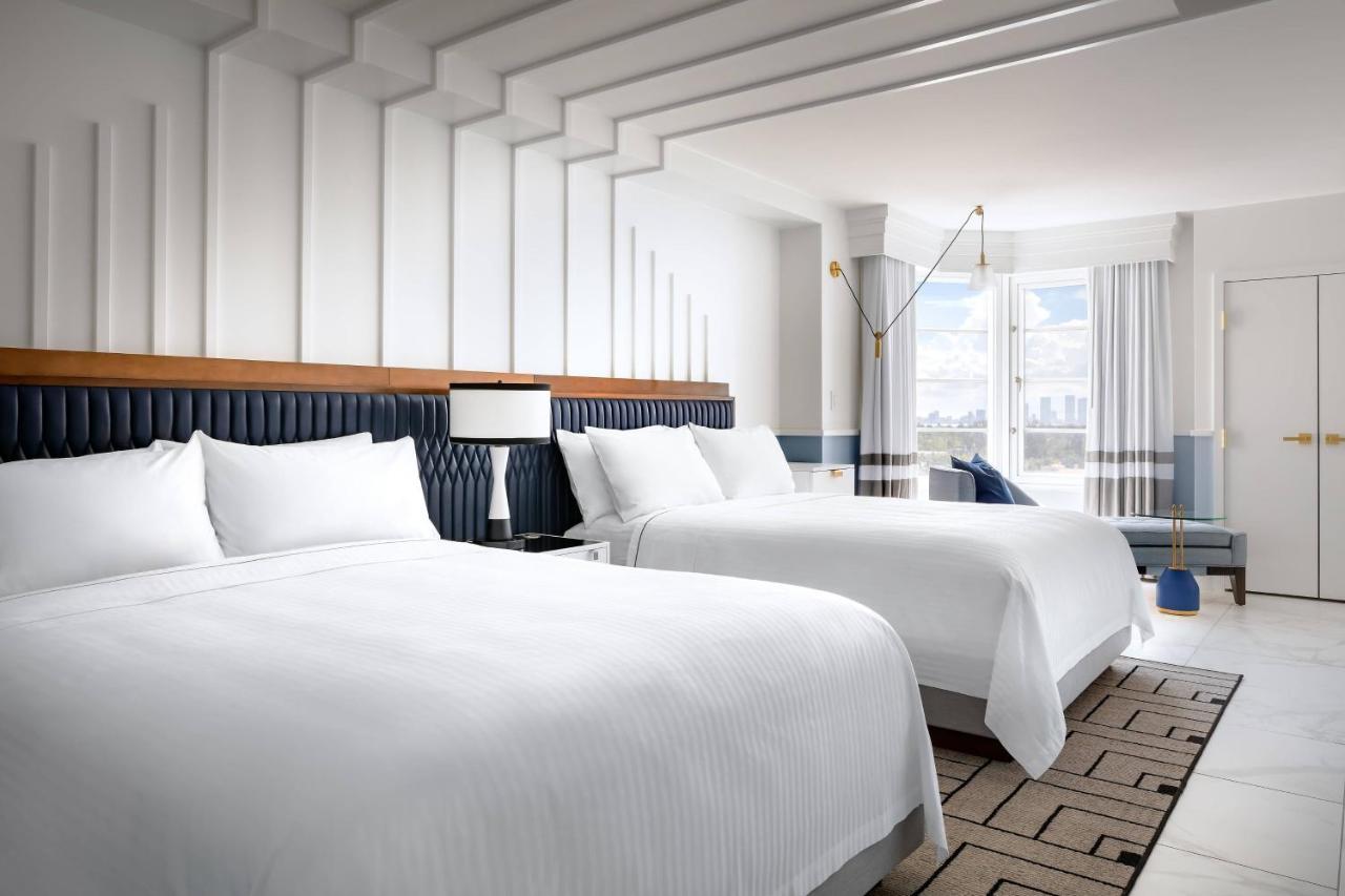 Queen Room 2 Queen Beds City View
