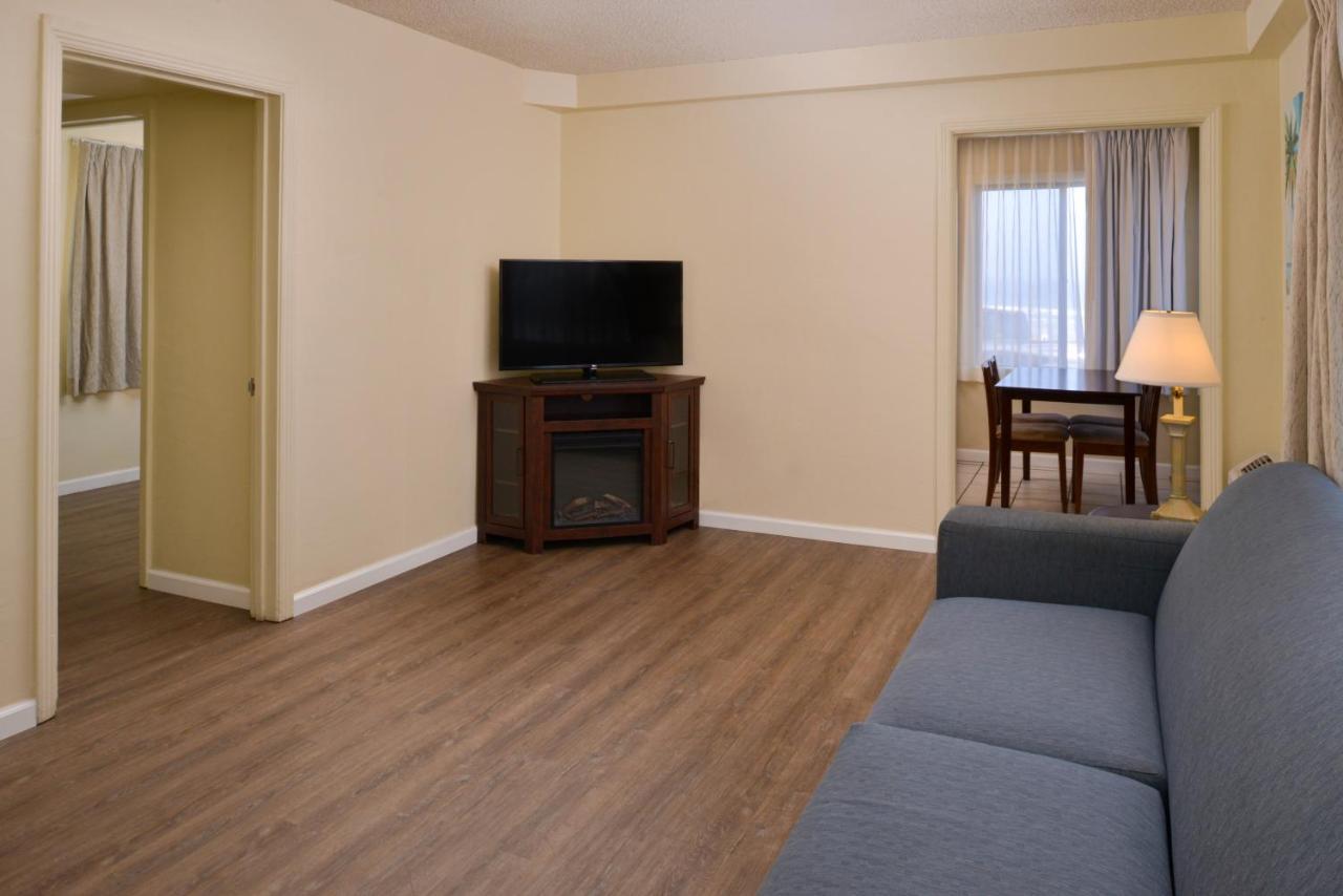 Queen Suite Sea View