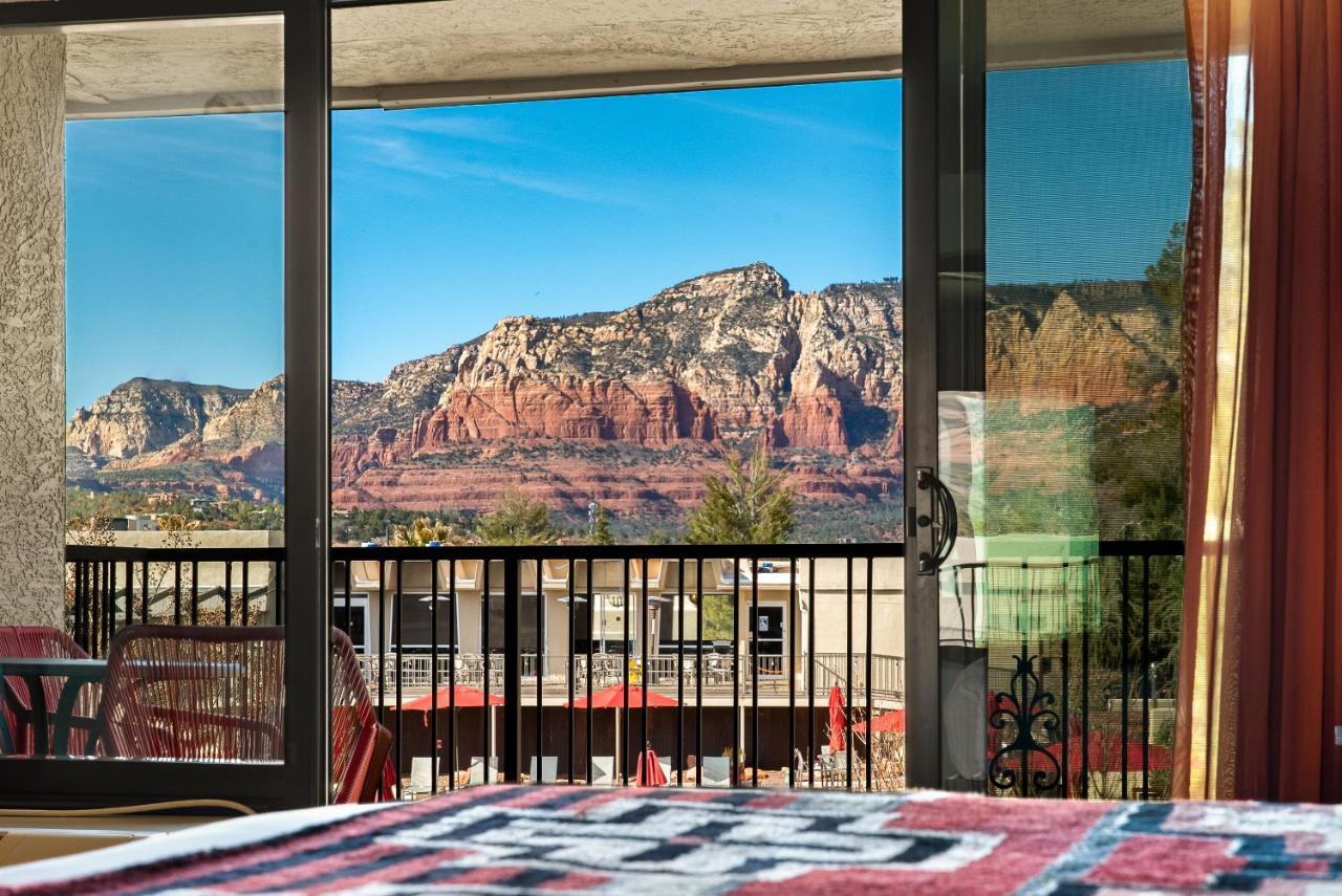 Premium Courtyard King View Room