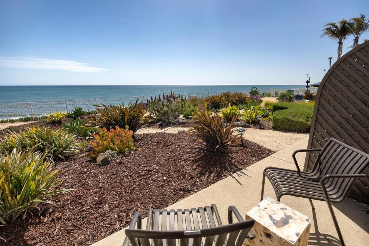 Queen Room Two Queen Beds Oceanfront View
