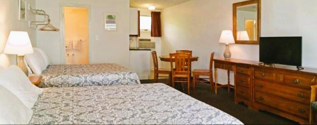 Deluxe Family Suite