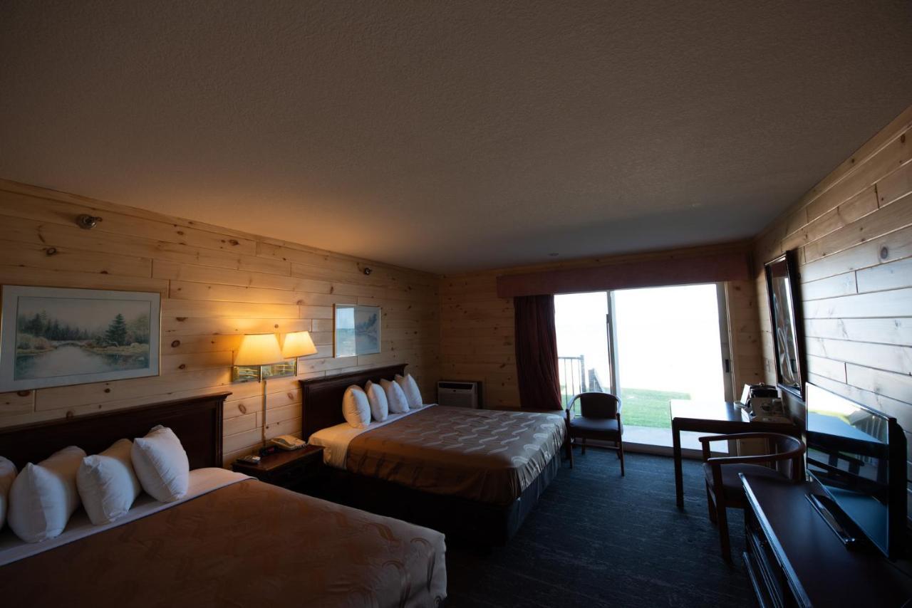 Queen Room Two Queen Beds