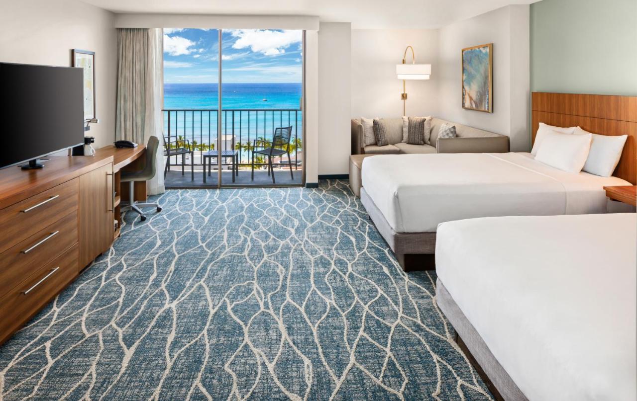 Specialty Queen Room Two Queen Beds Sofa Bed Ocean View