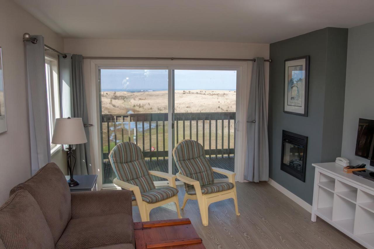 2nd Floor Deluxe Condo Ocean View Balcony Non Pet Friendly