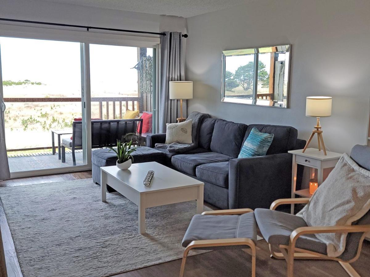 2nd Floor Deluxe Condo Balcony Dog Friendly