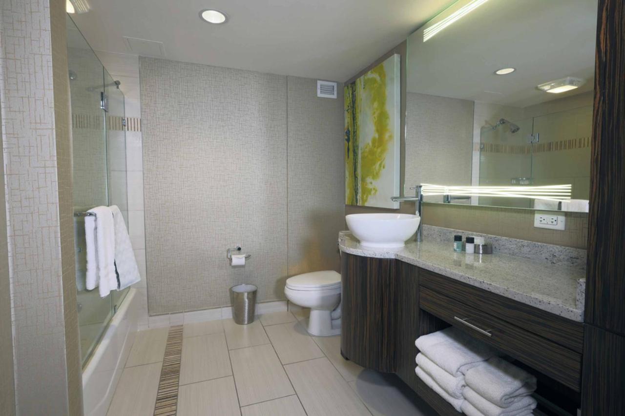 Luxury Room 2 Queen Beds