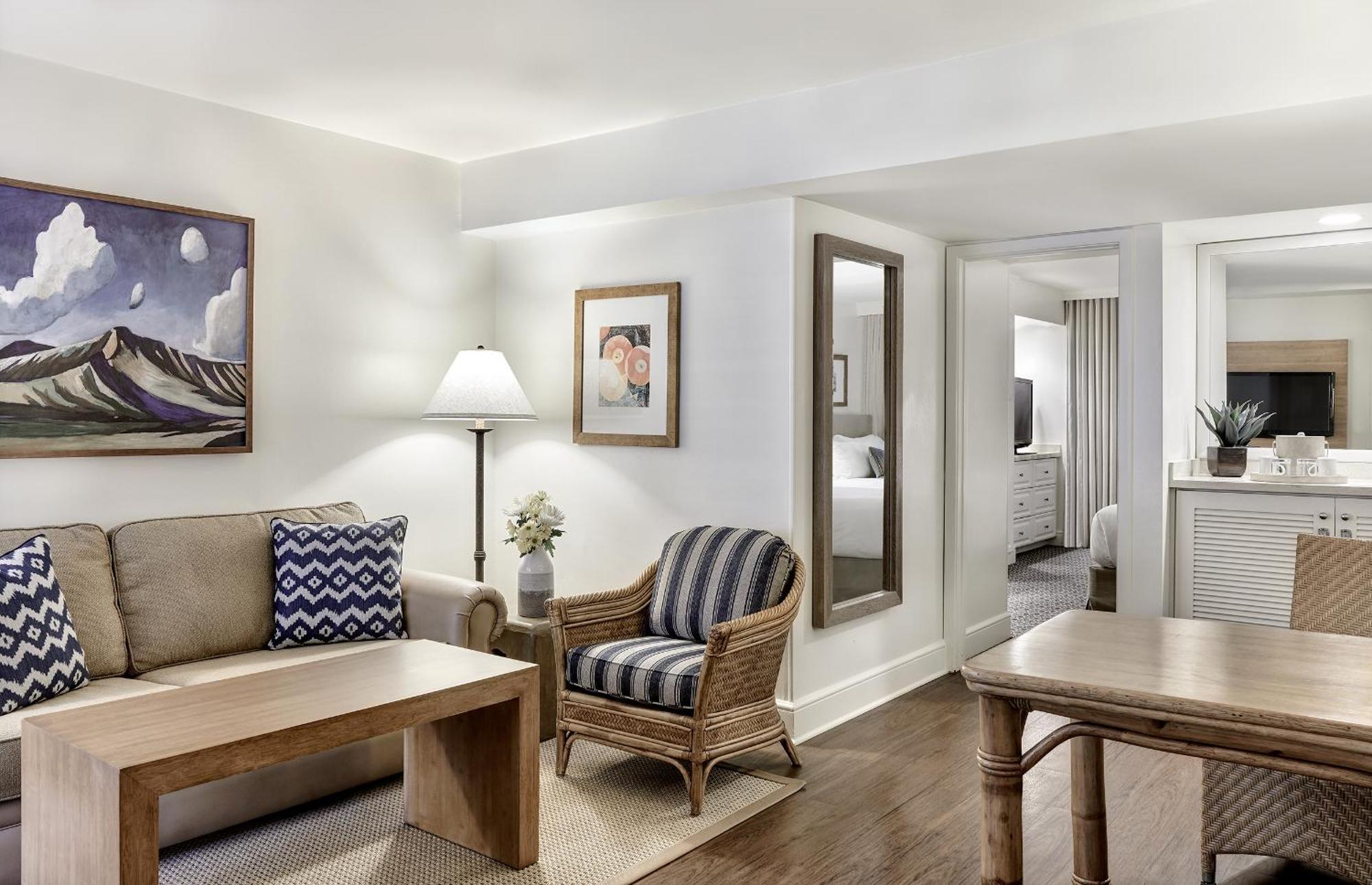 Queen Suite Two Queen Beds