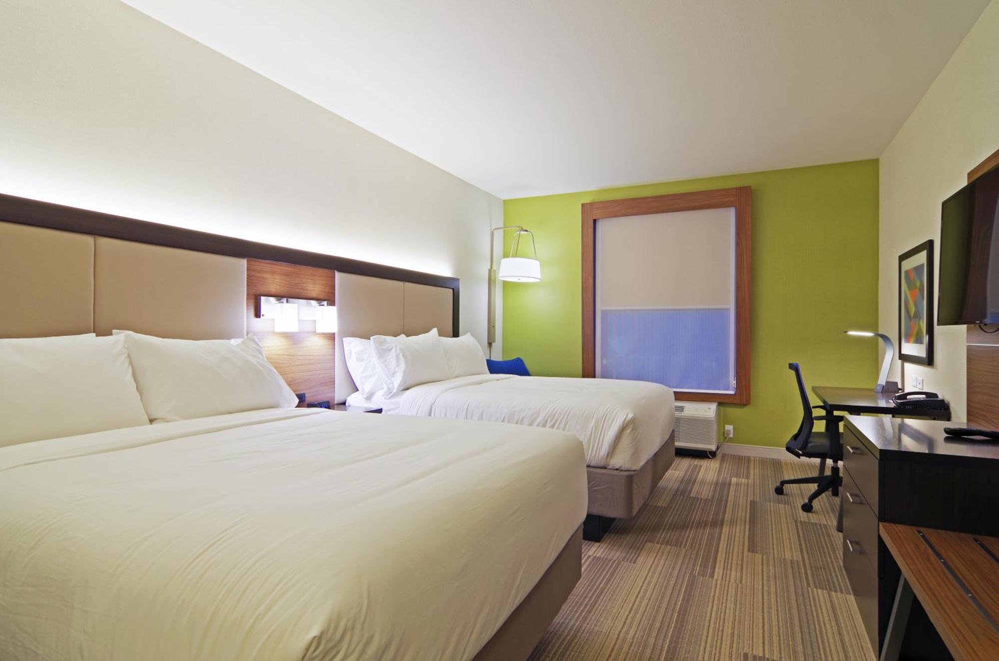 Standard Room Two Queen Beds