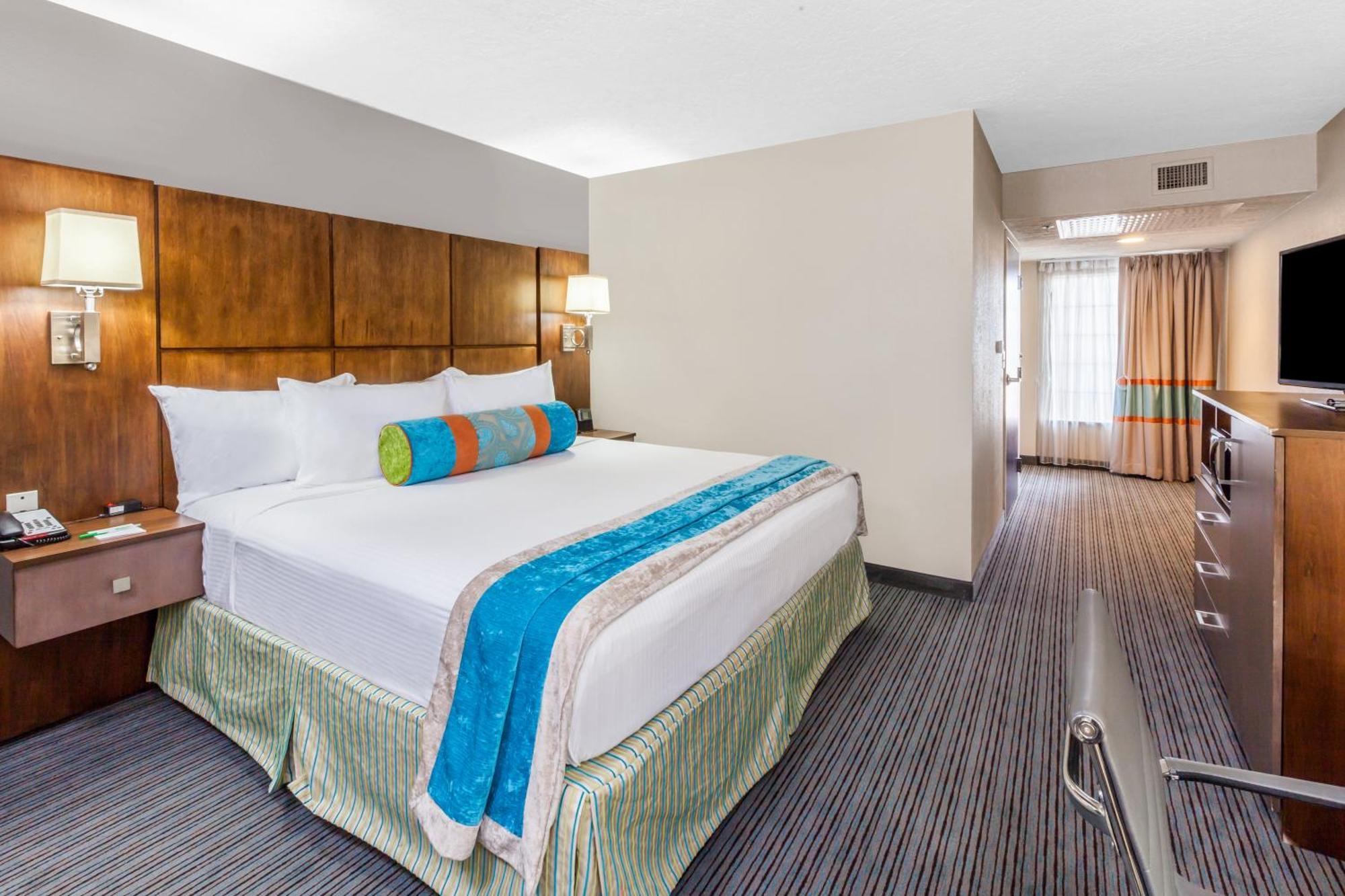 Standard King Room