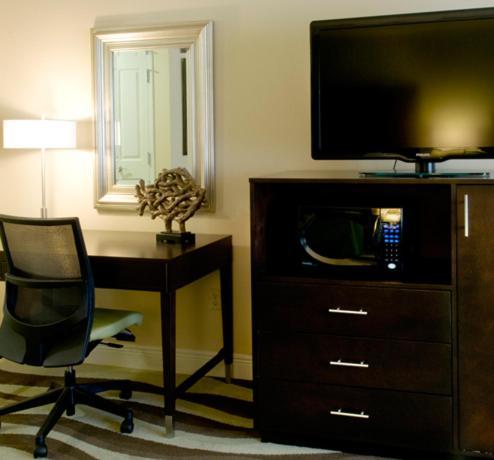 Queen Room Two Queen Beds