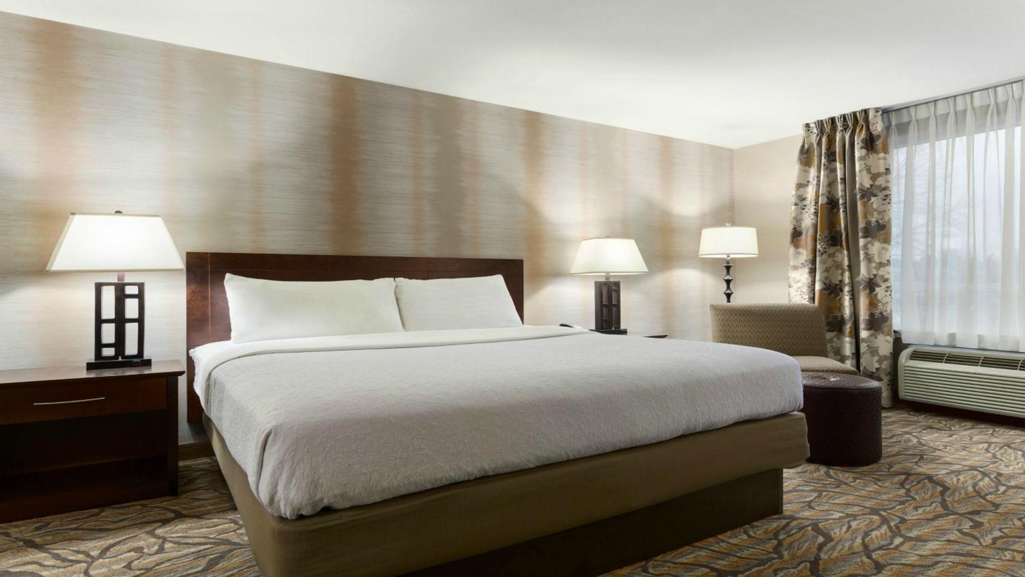 Standard King Room