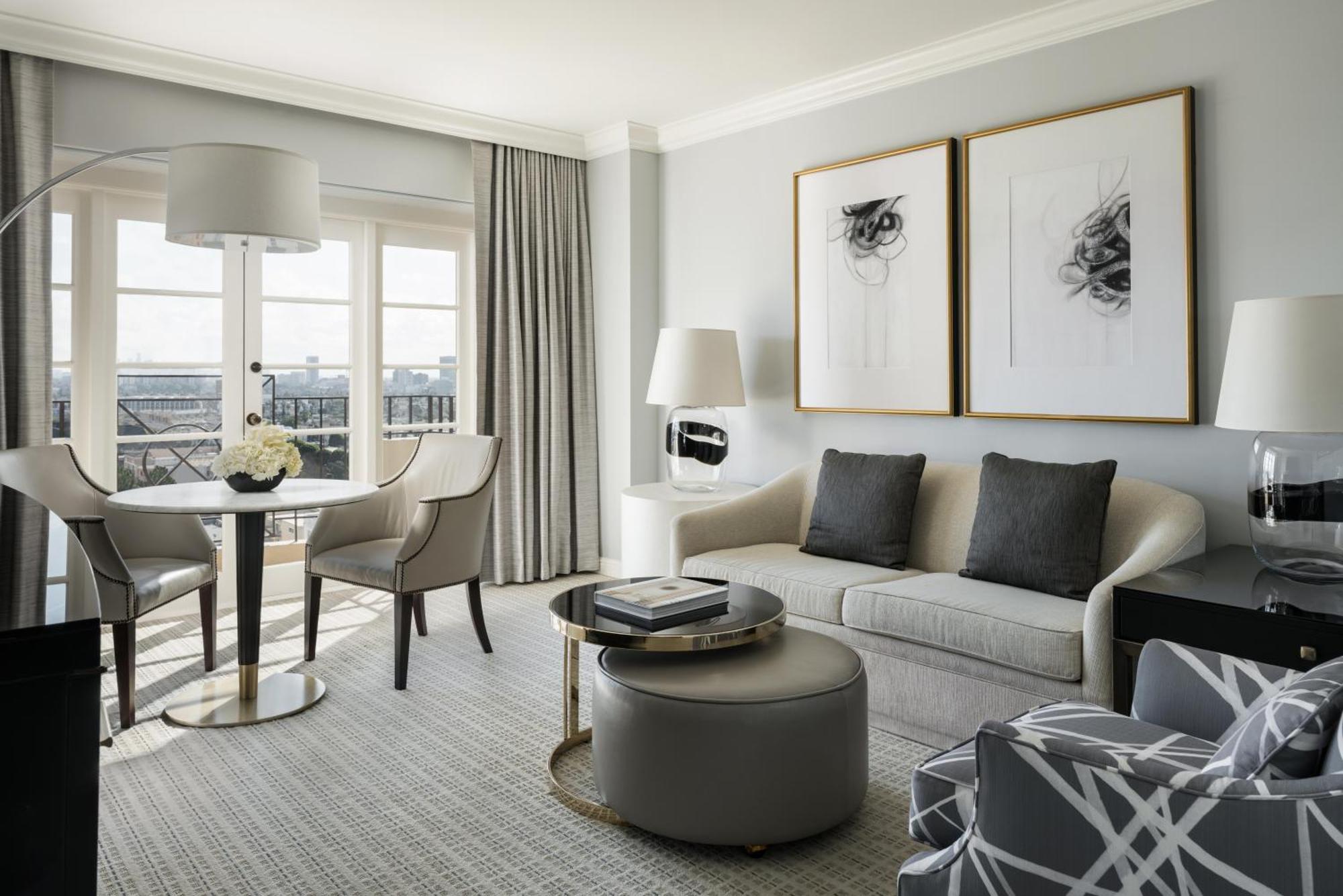 Hollywood Suite King Bed