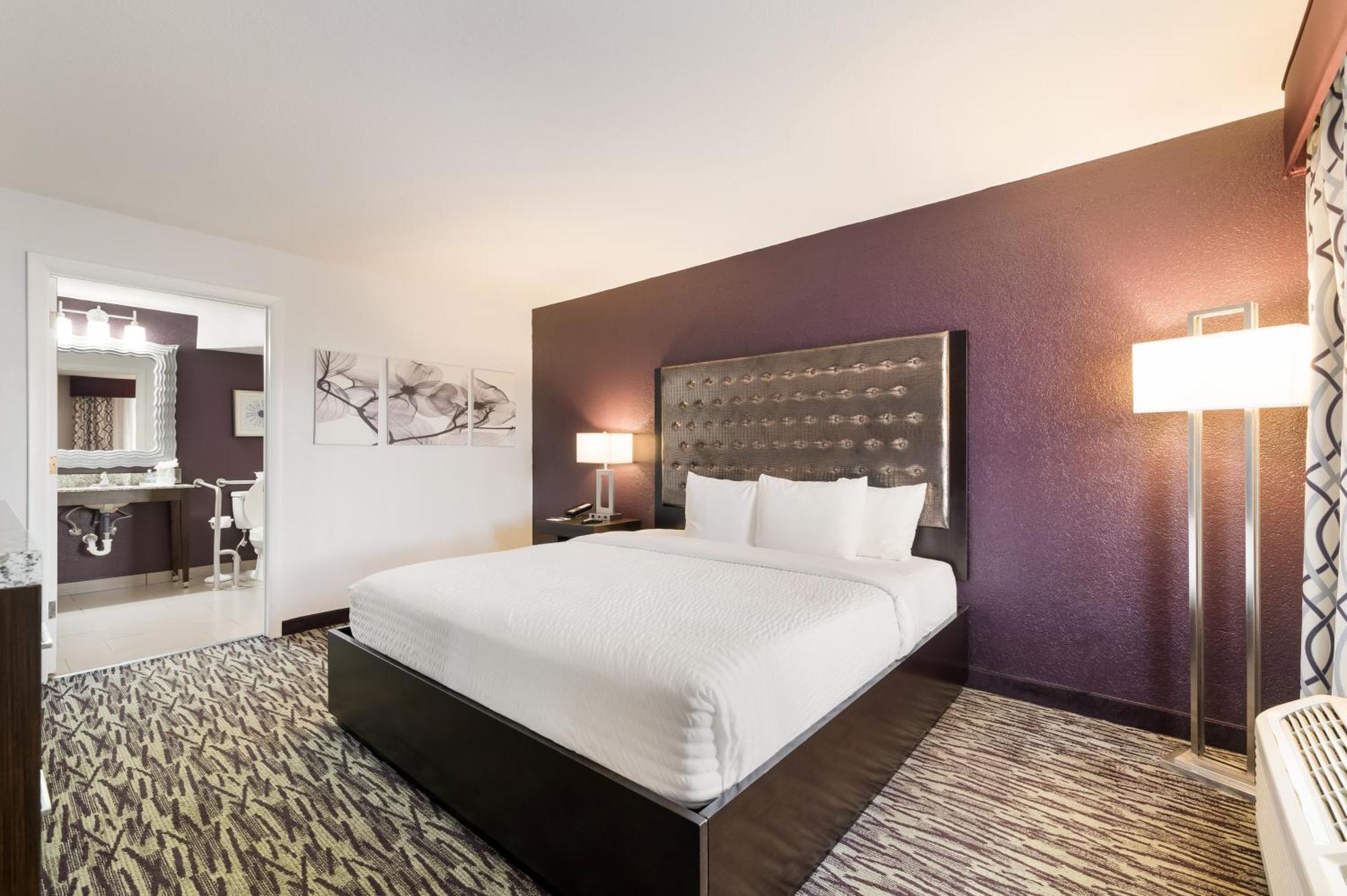 King Room Disability Access No Resort Fee