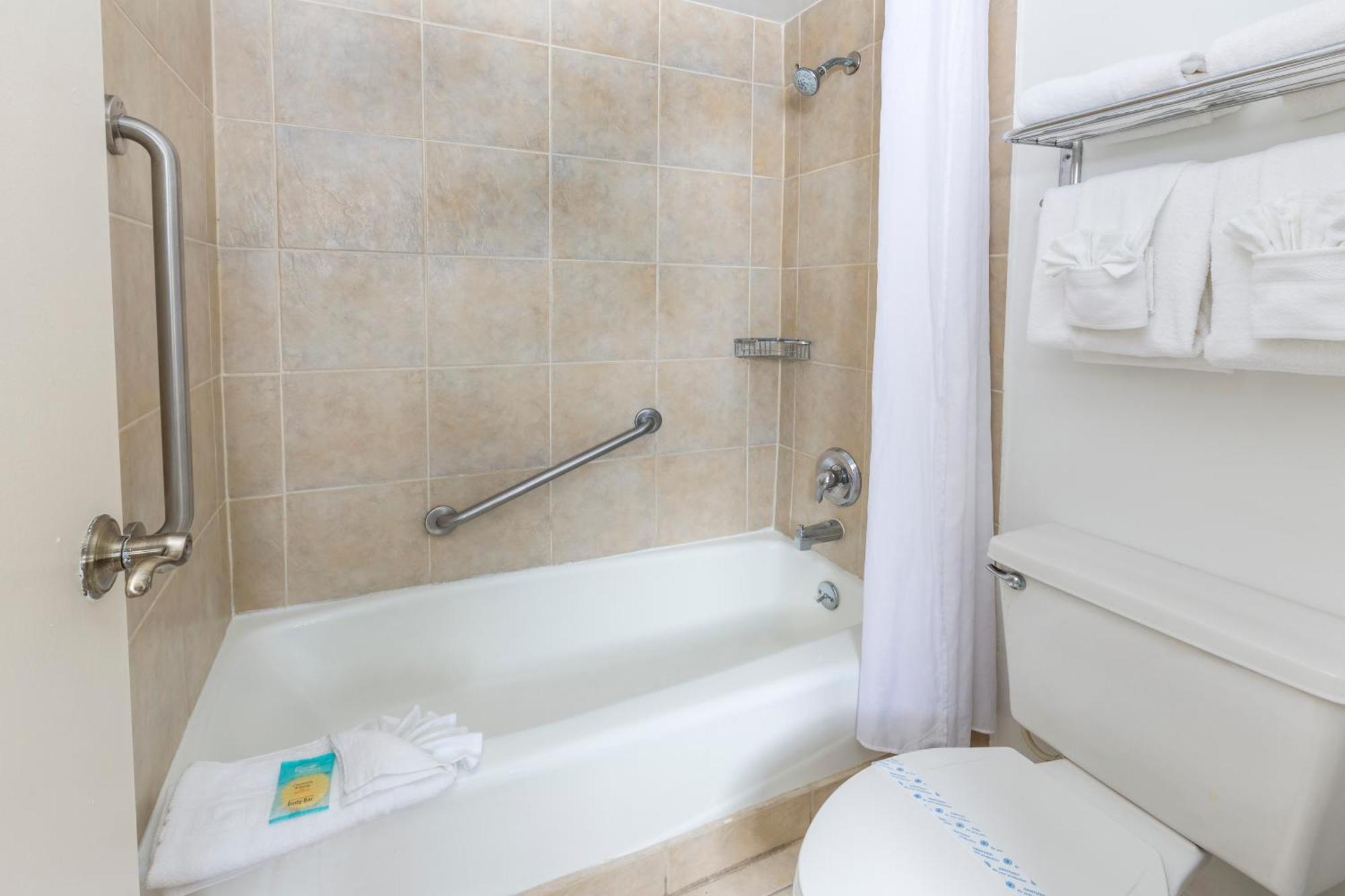 King Room Mobility or Hearing Access Roll Shower Non-Smoking