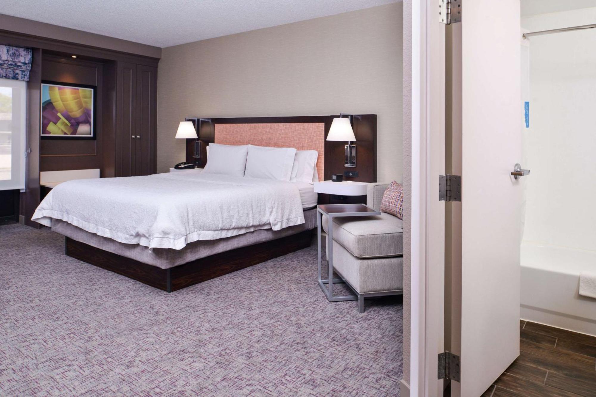 King Room King Bed Non-Smoking