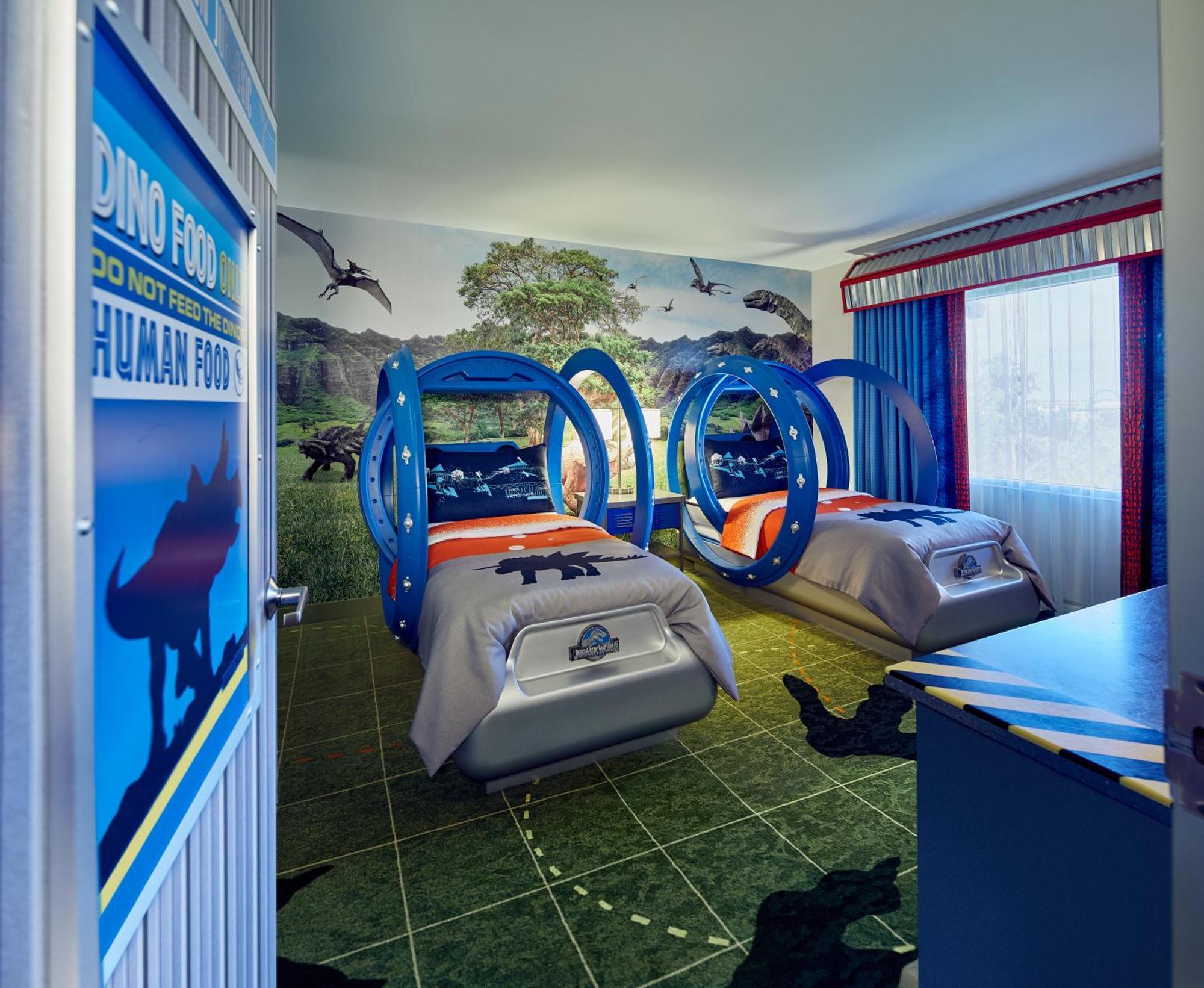 Kids Suite Includes ^ Universal Express Unlimited