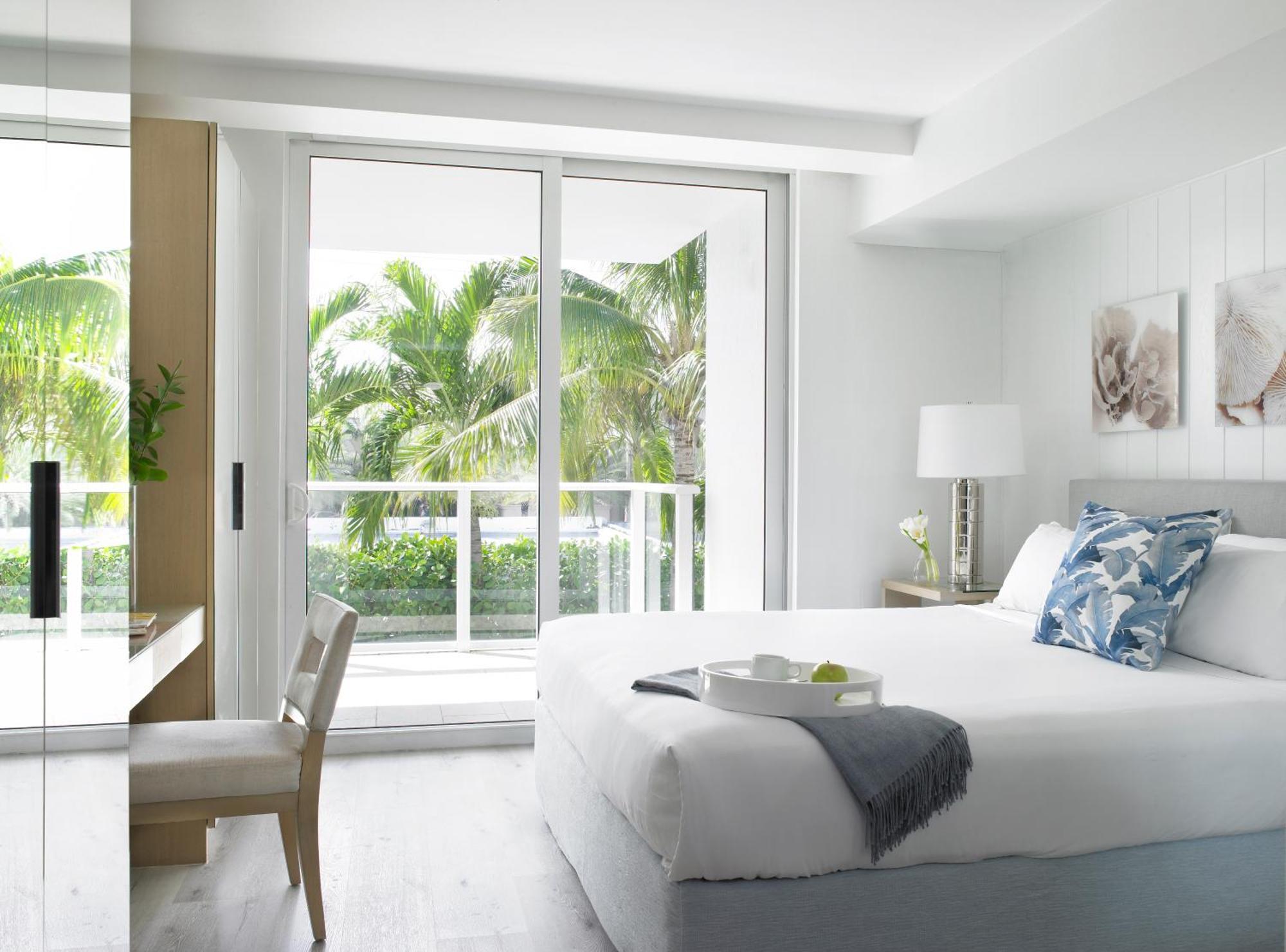 Deluxe King Suite