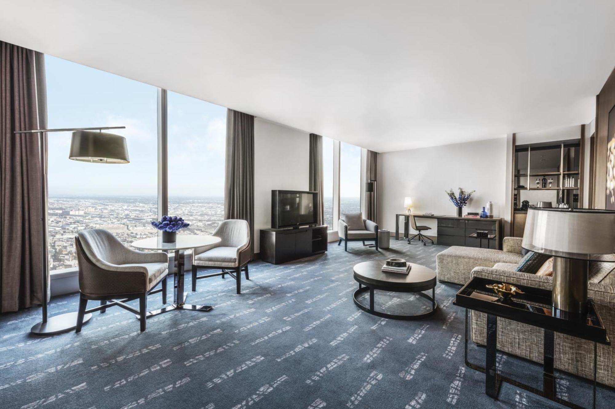One Bedroom Suite City View Club Lounge Access