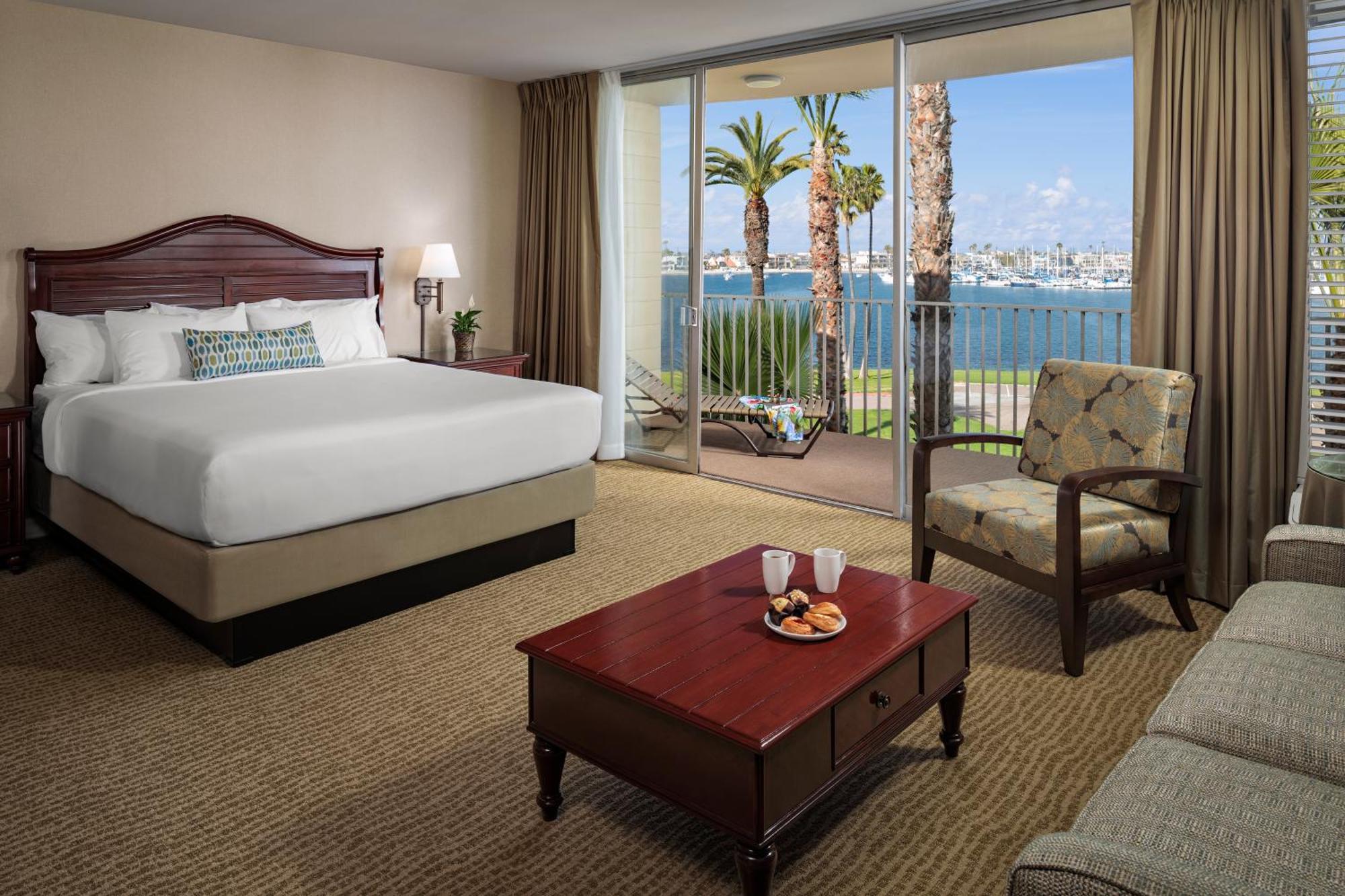 Bay Junior Suite 1 King