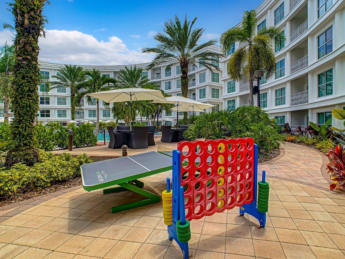 Apartment Pool View